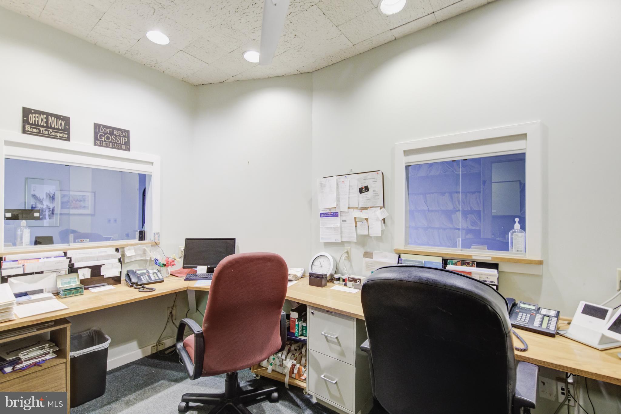 CHESTNUT HILL - Commercial Sale