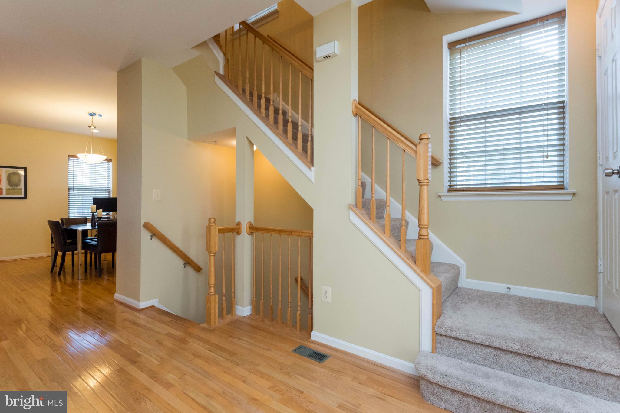 WOODVIEW VILLAGE WEST - Residential