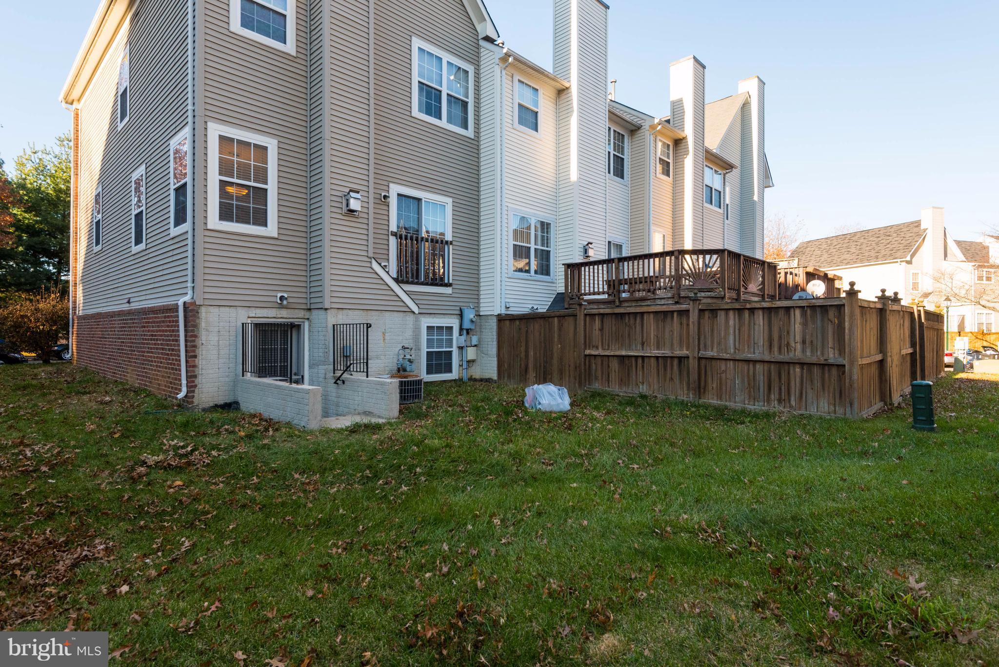 WOODVIEW VILLAGE WEST - Residential