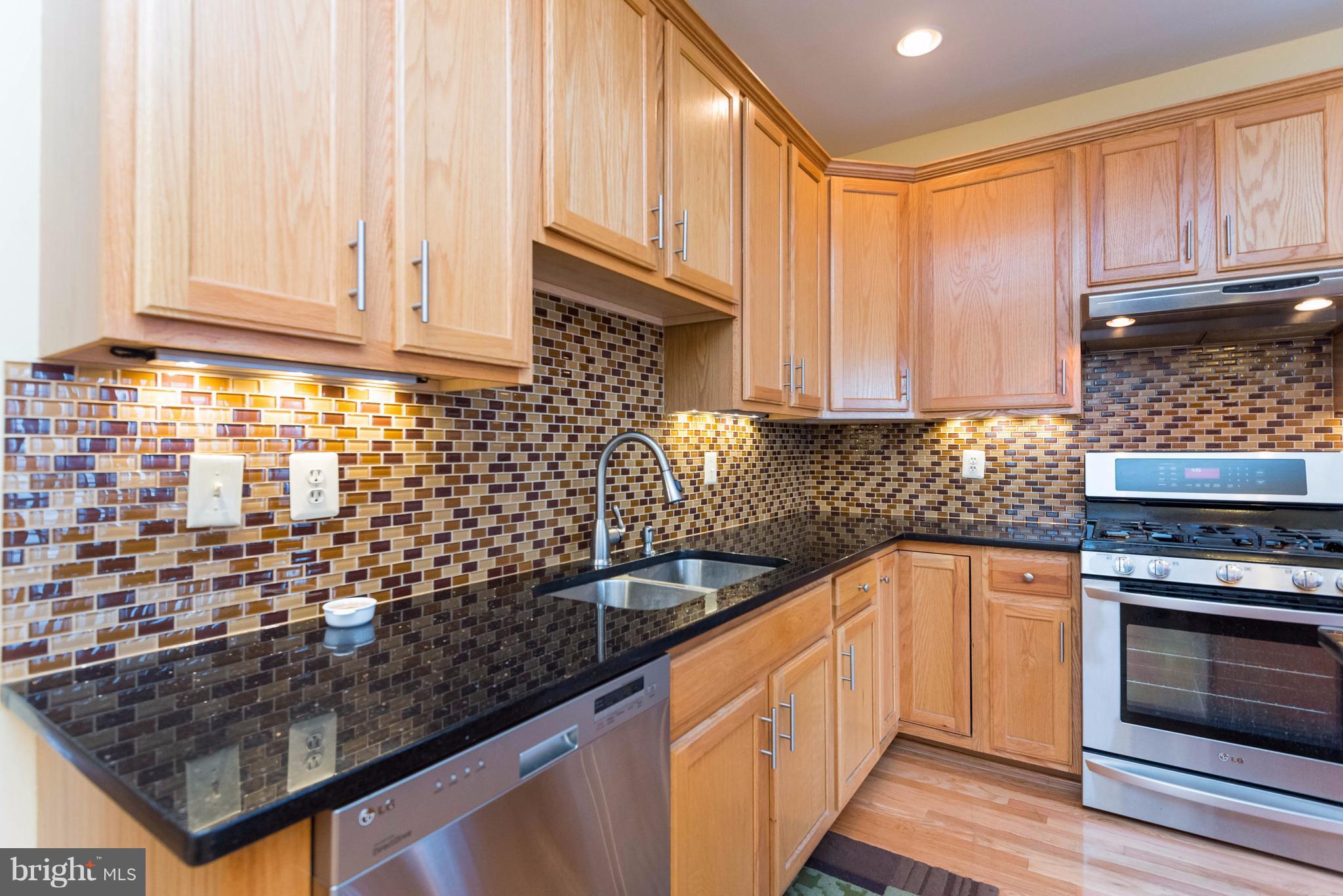 WOODVIEW VILLAGE WEST - Residential