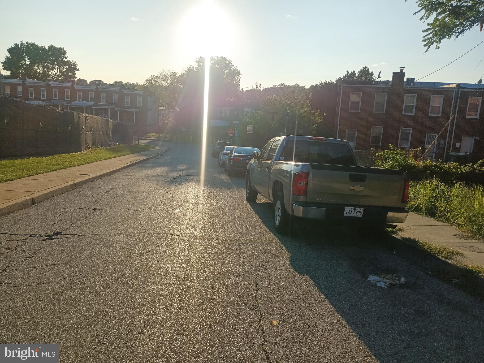 2916 W LAFAYETTE AVENUE