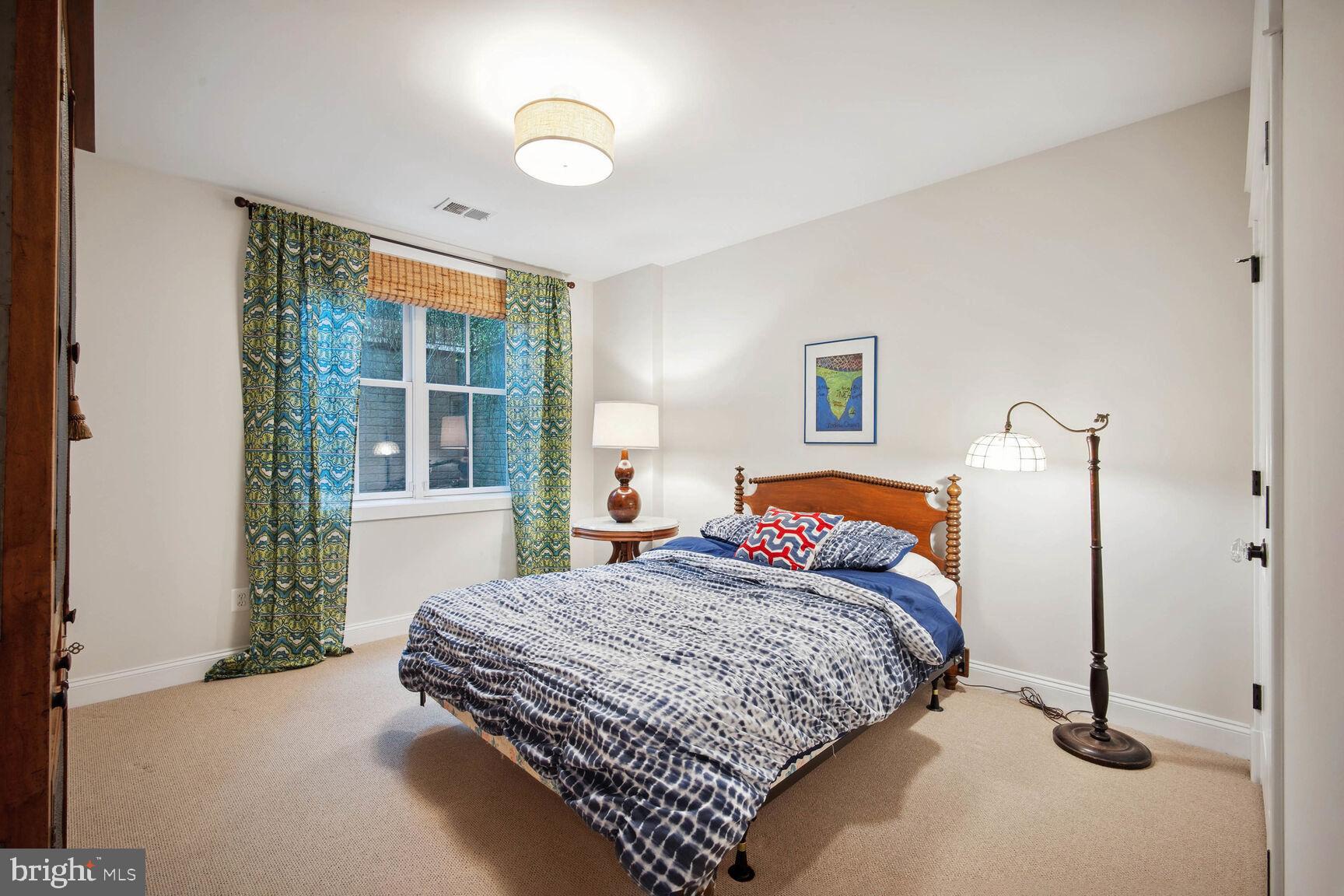 MINOR HILL - Residential