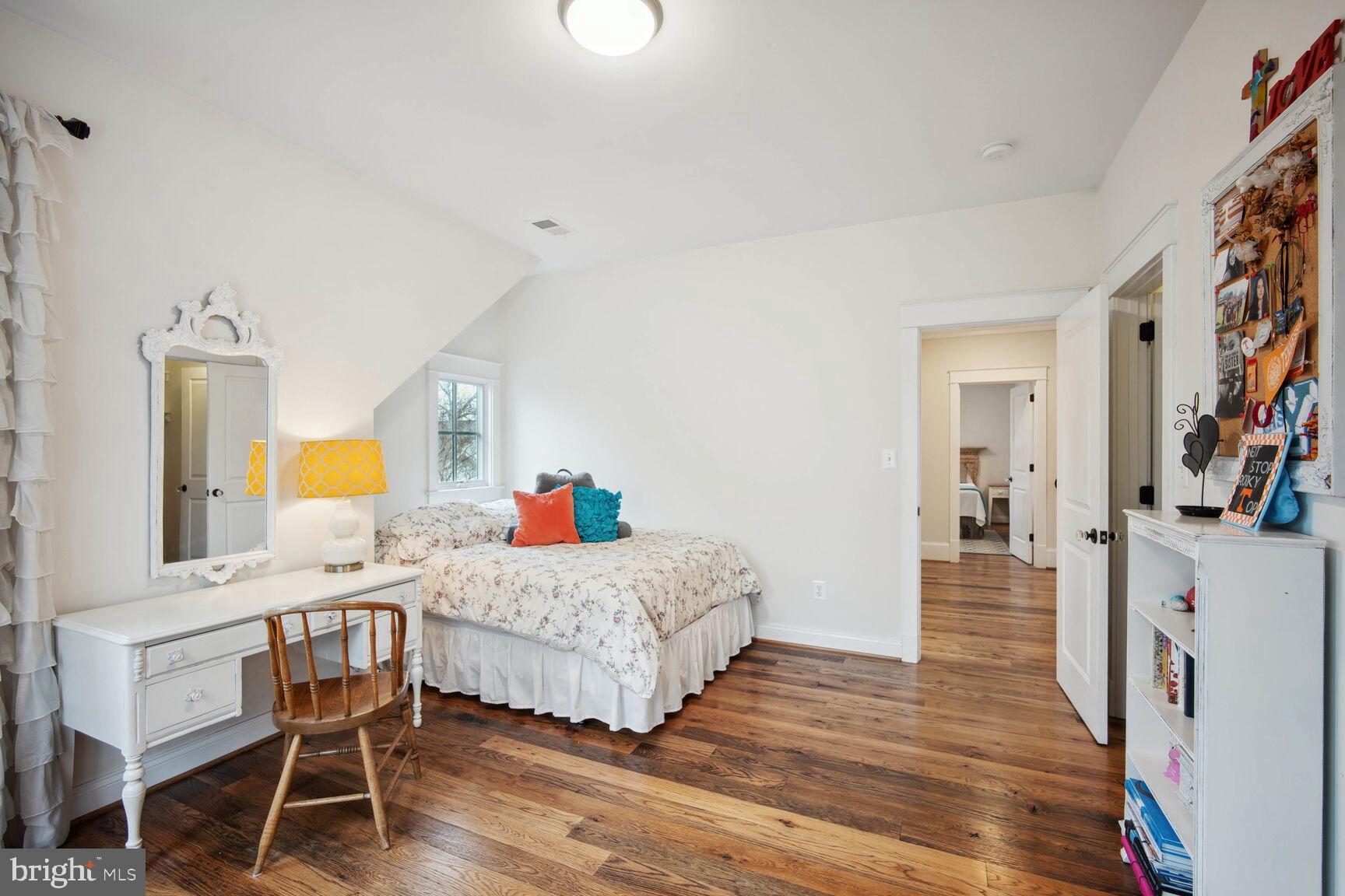 MINOR HILL - Residential