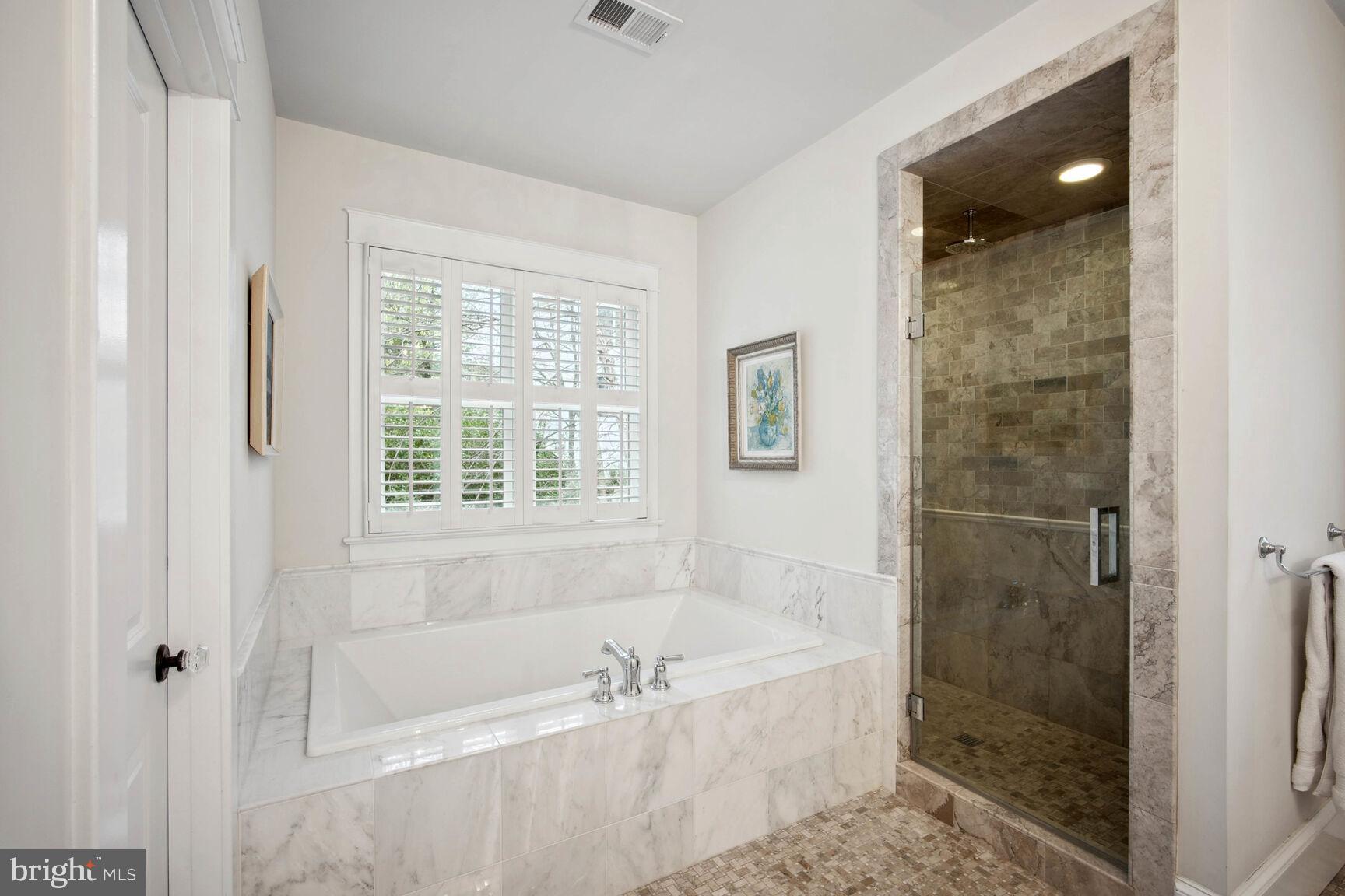 MINOR HILL - Residential