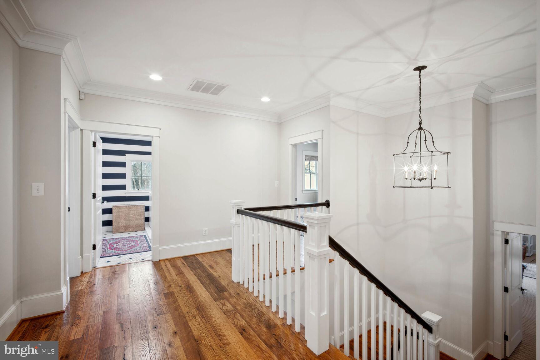 MINOR HILL - Residential