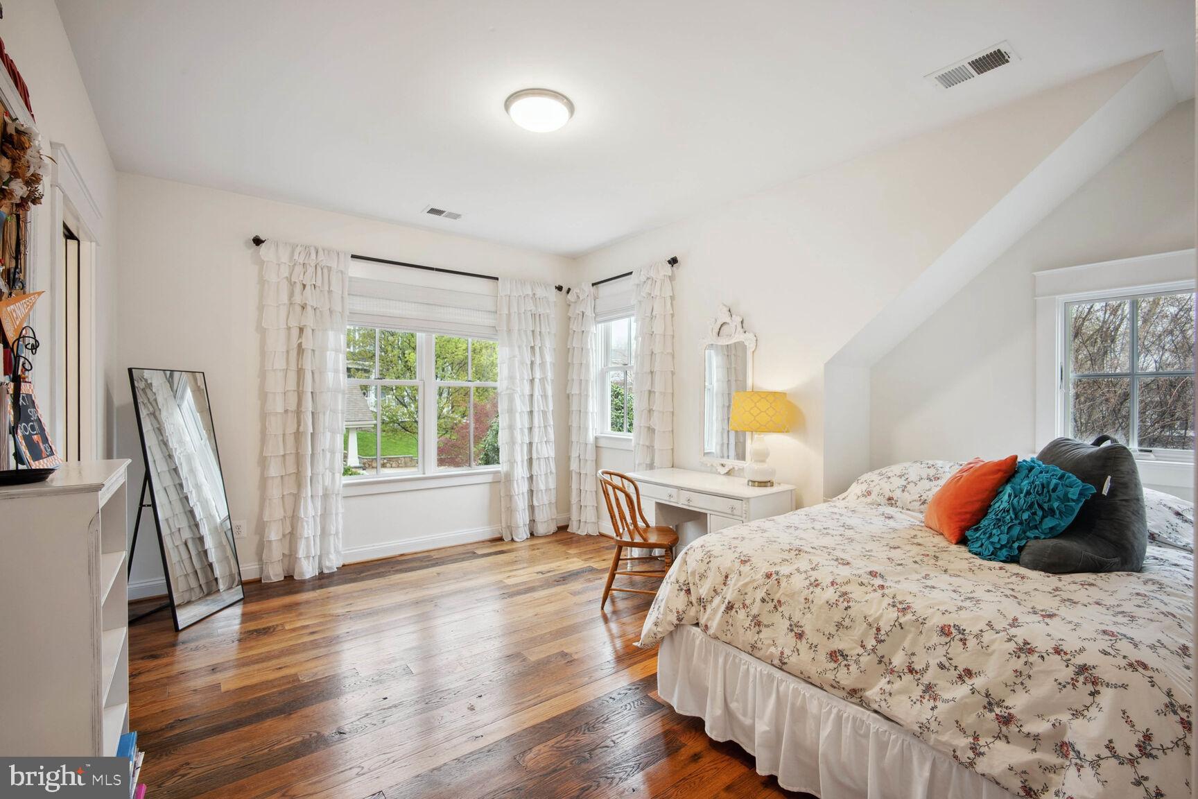 MINOR HILL - Residential