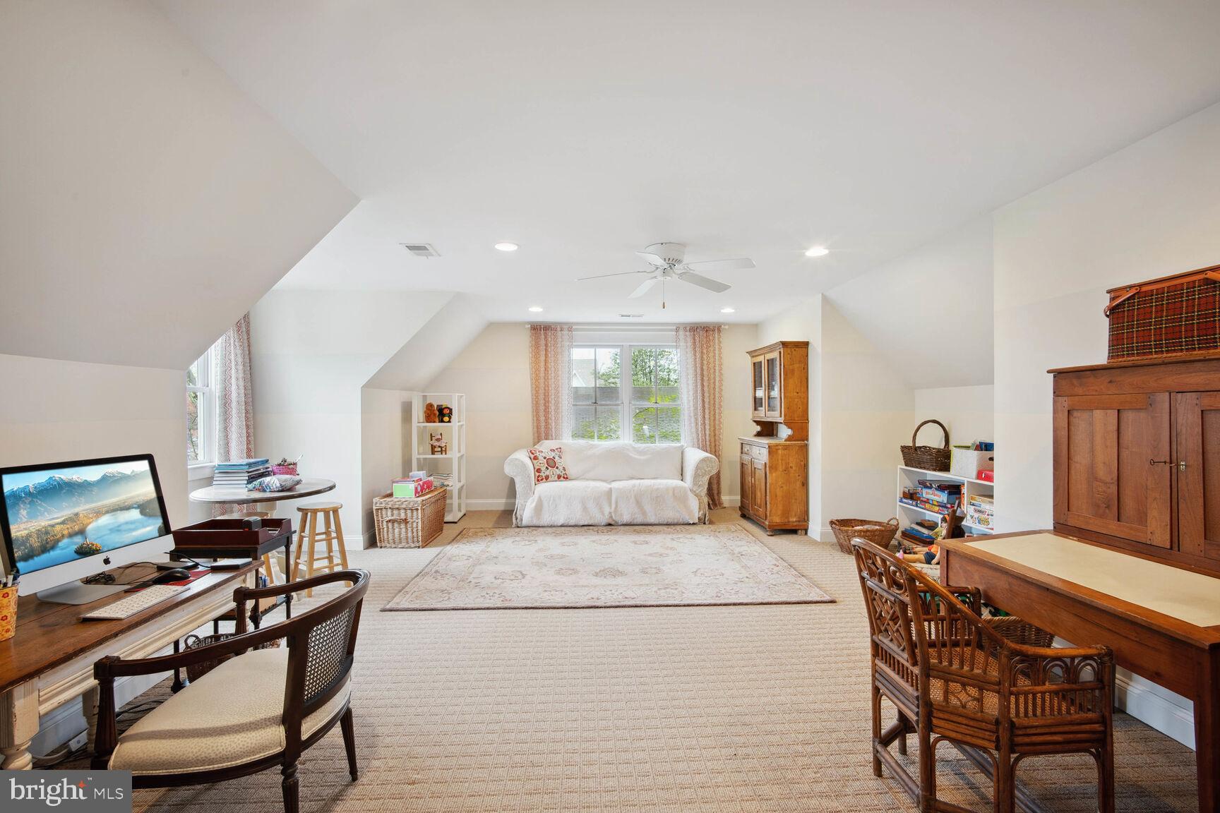 MINOR HILL - Residential