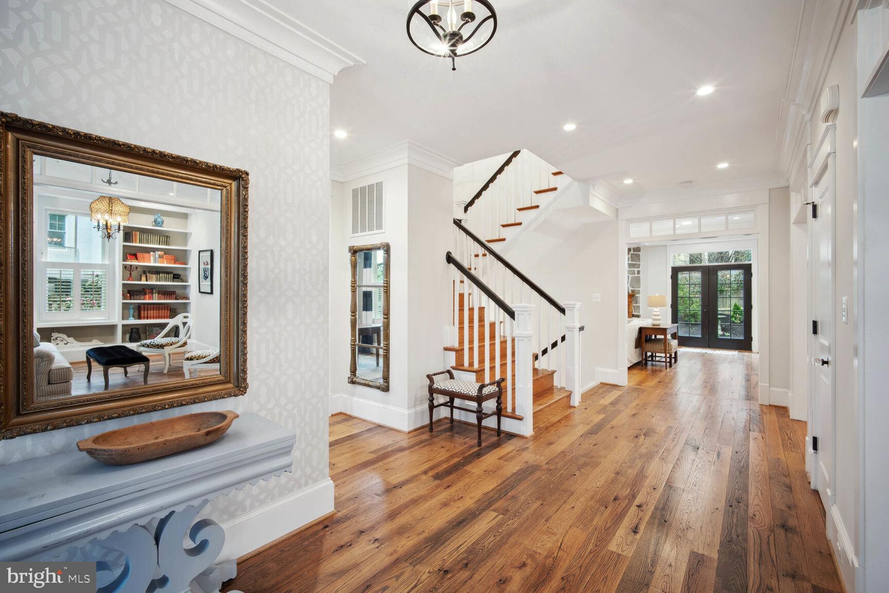 MINOR HILL - Residential