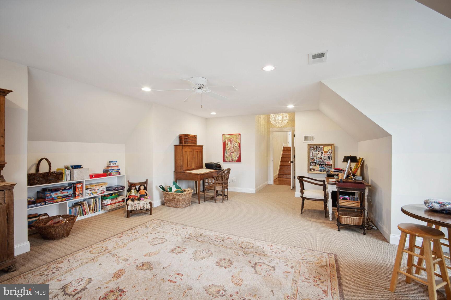 MINOR HILL - Residential