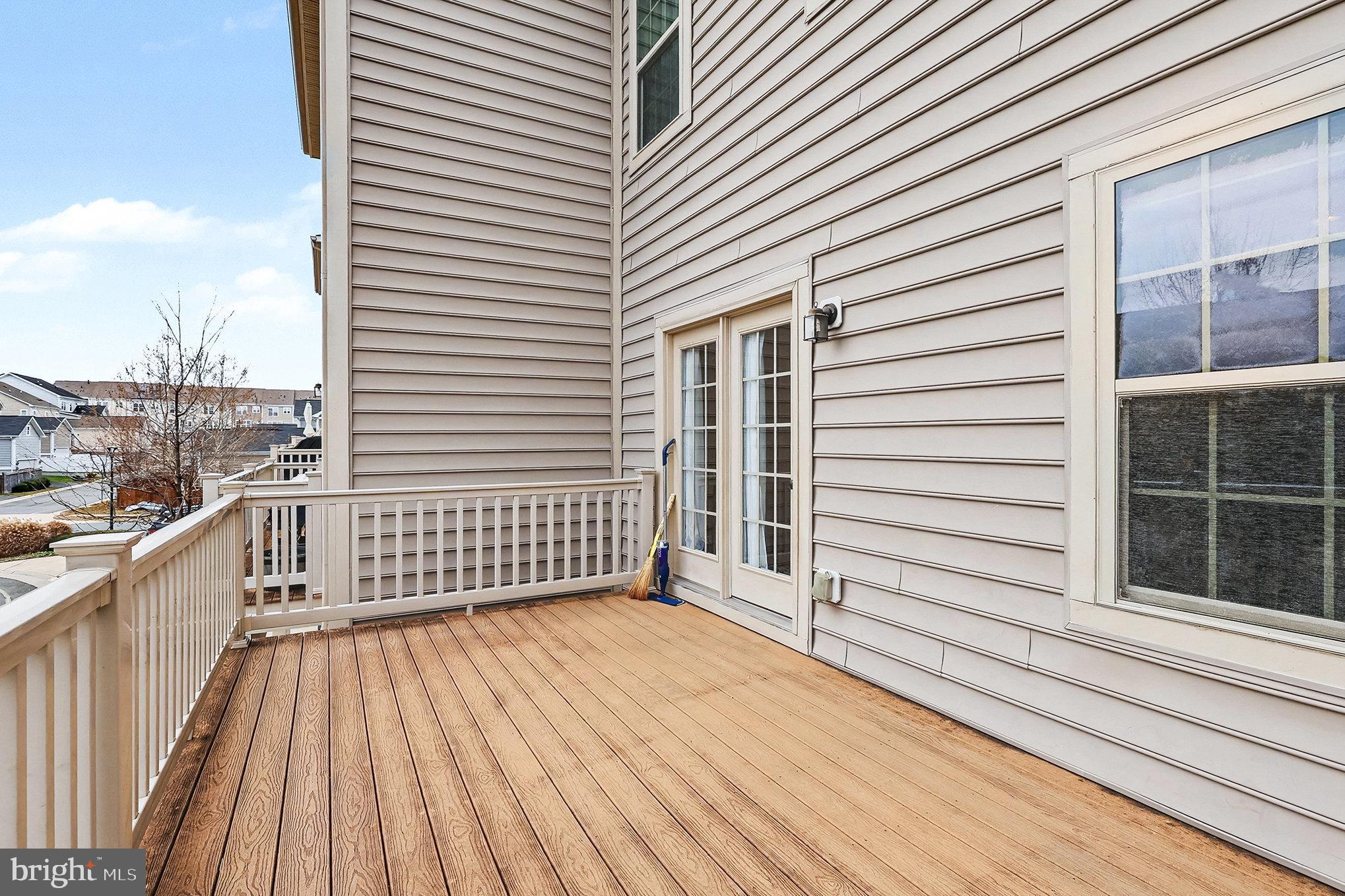 EMBREY MILL - Residential