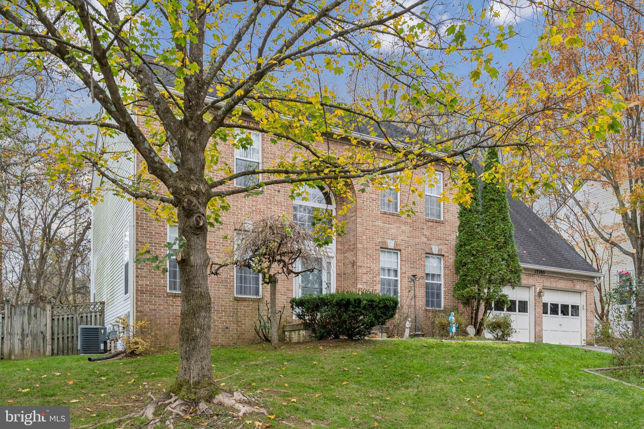 NORTHRIDGE - Residential