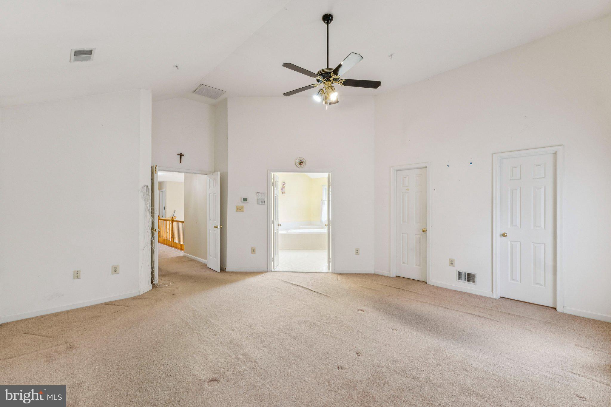 NORTHRIDGE - Residential