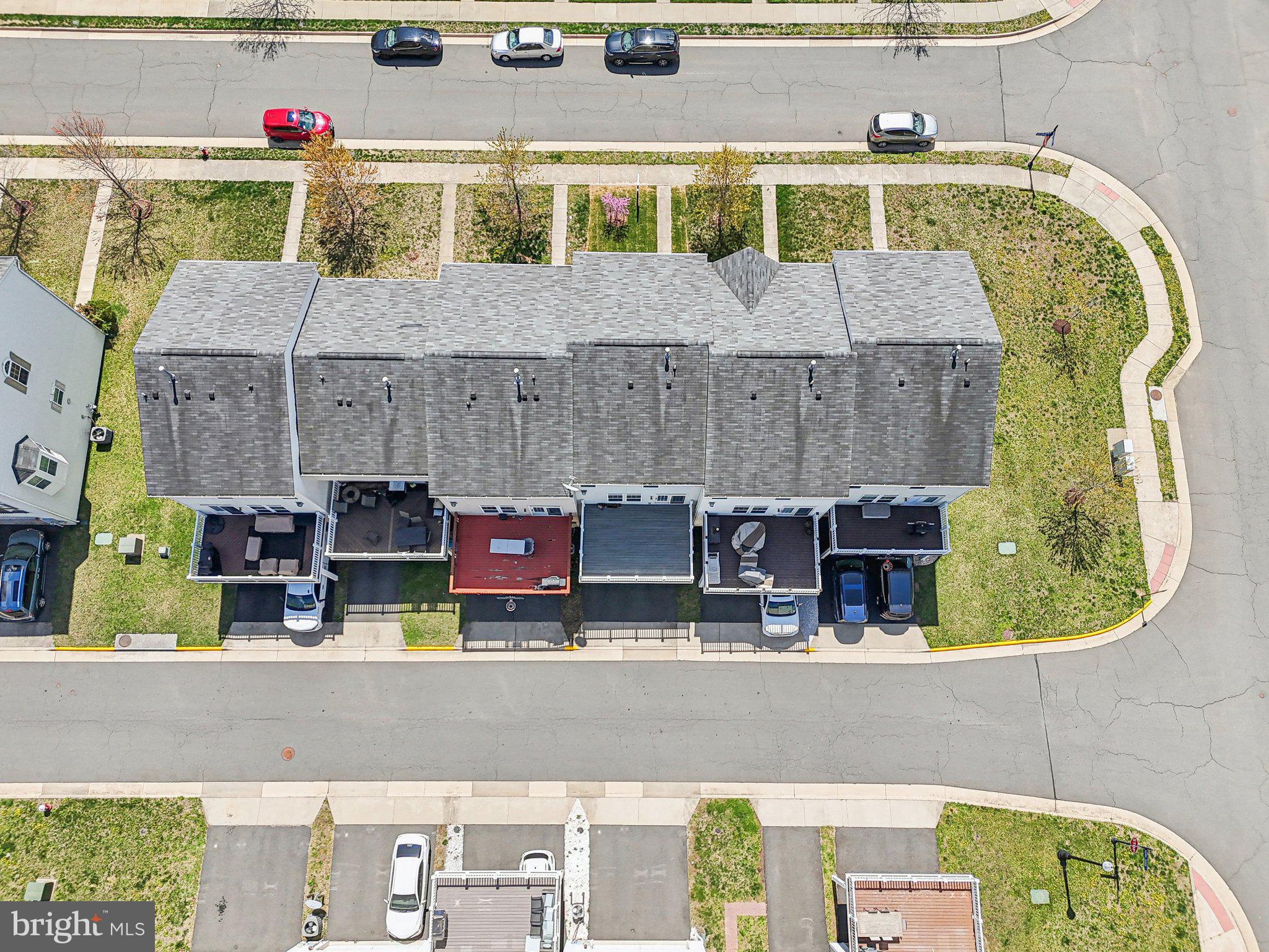 ESTATES AT ELK RUN - Residential