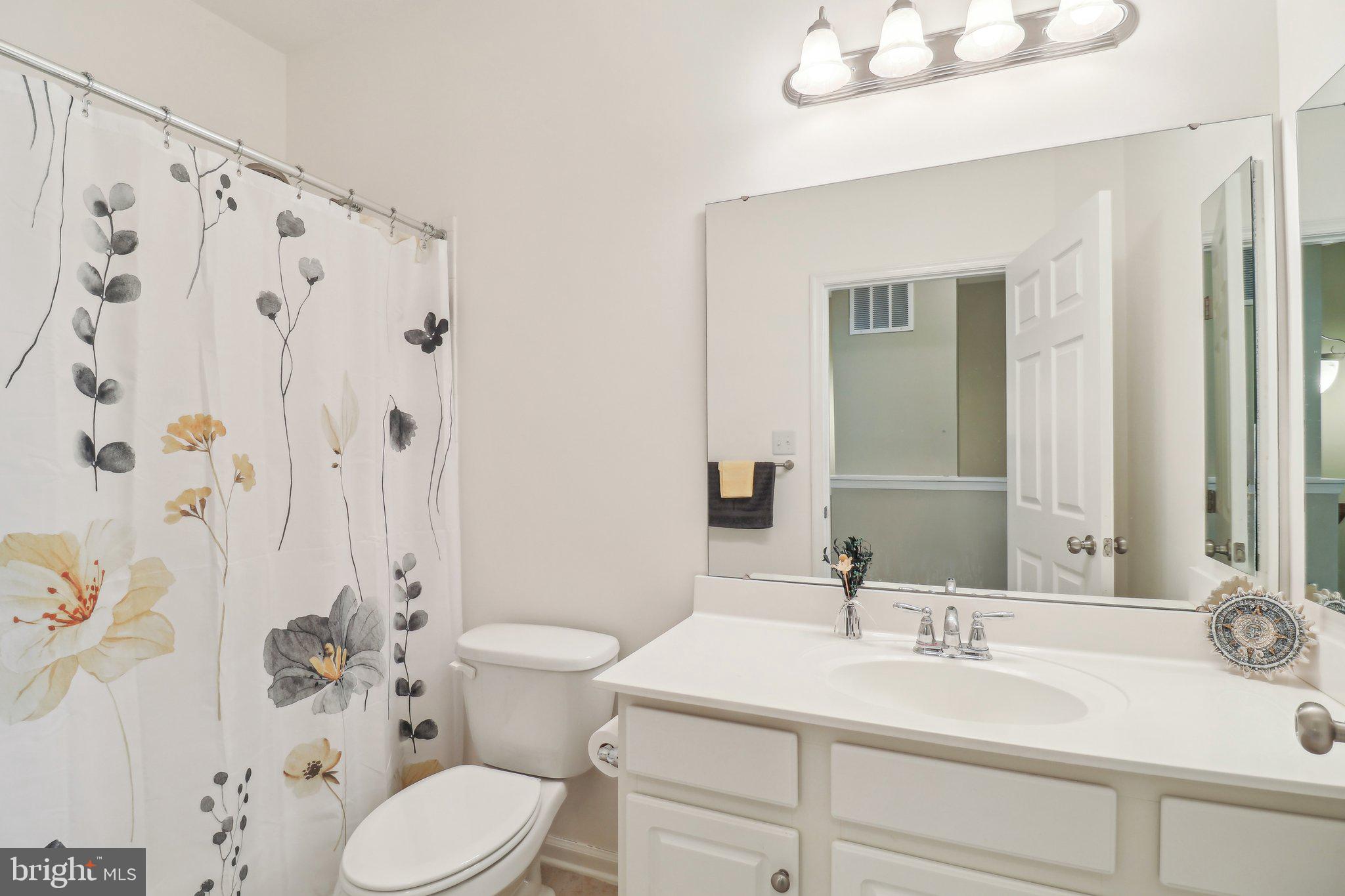 ESTATES AT ELK RUN - Residential