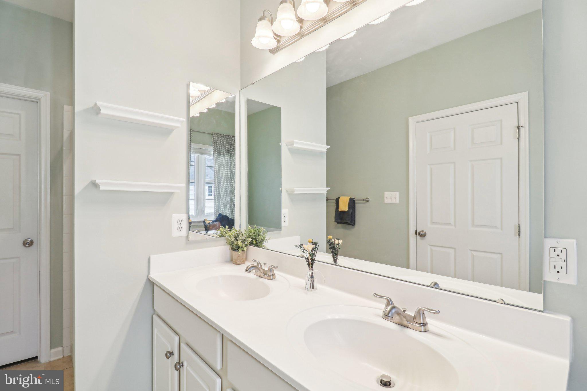 ESTATES AT ELK RUN - Residential