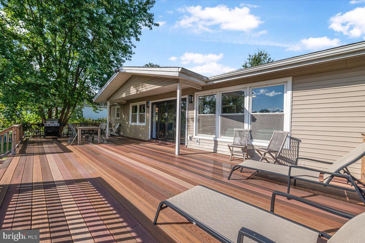 ROCKAWAY BEACH - Residential