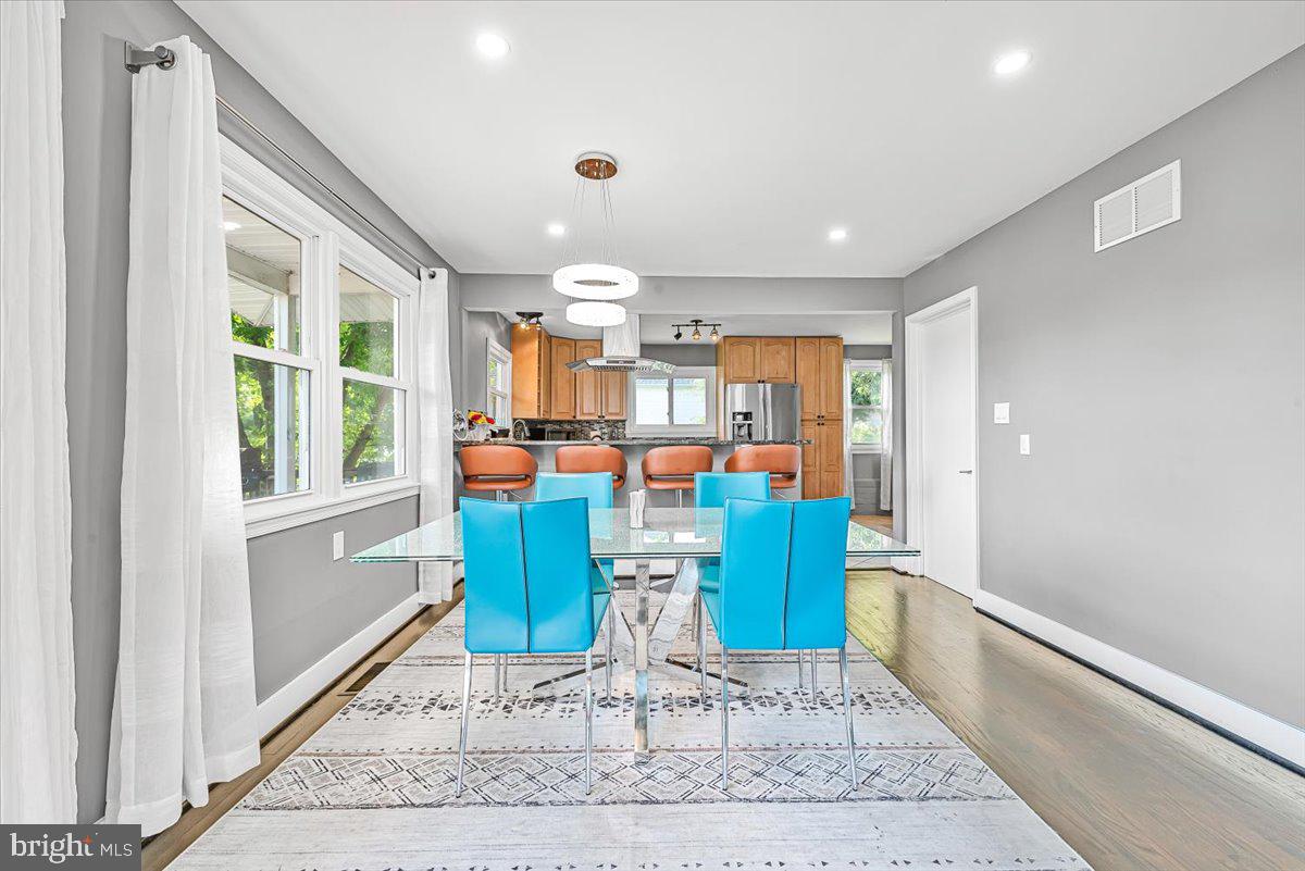 ROCKAWAY BEACH - Residential