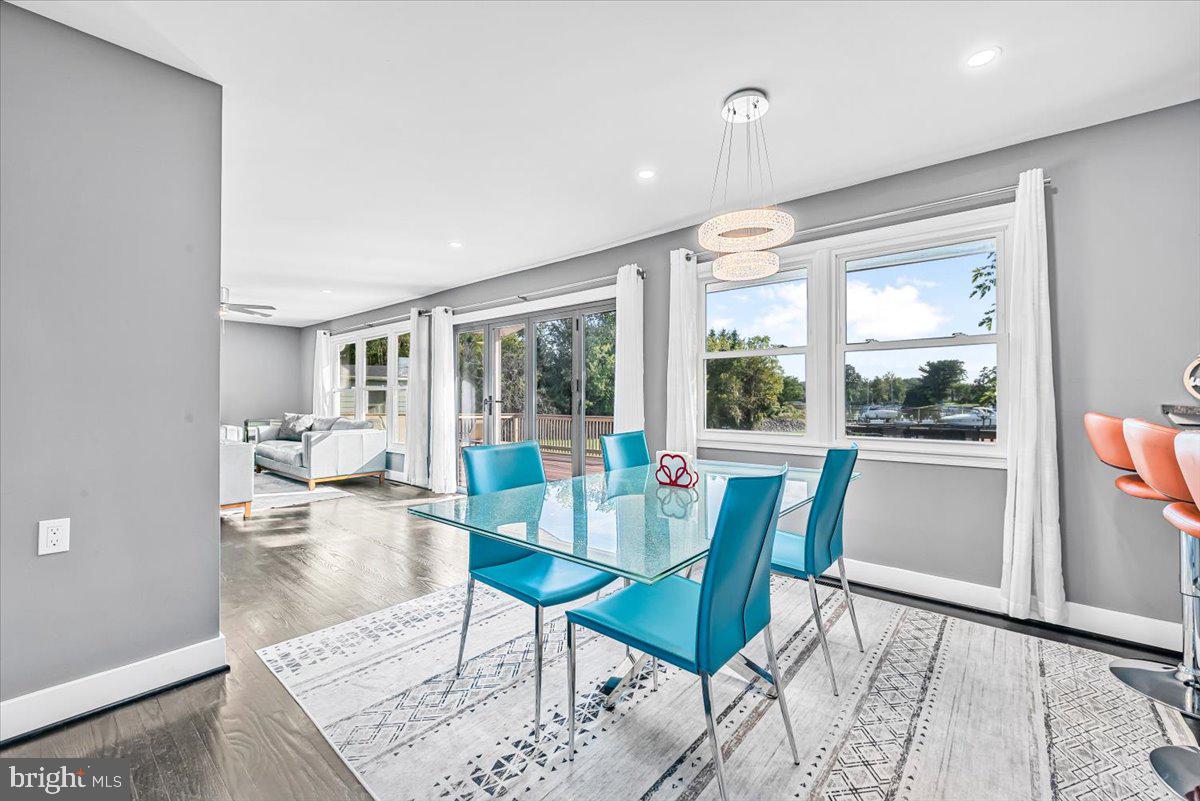 ROCKAWAY BEACH - Residential