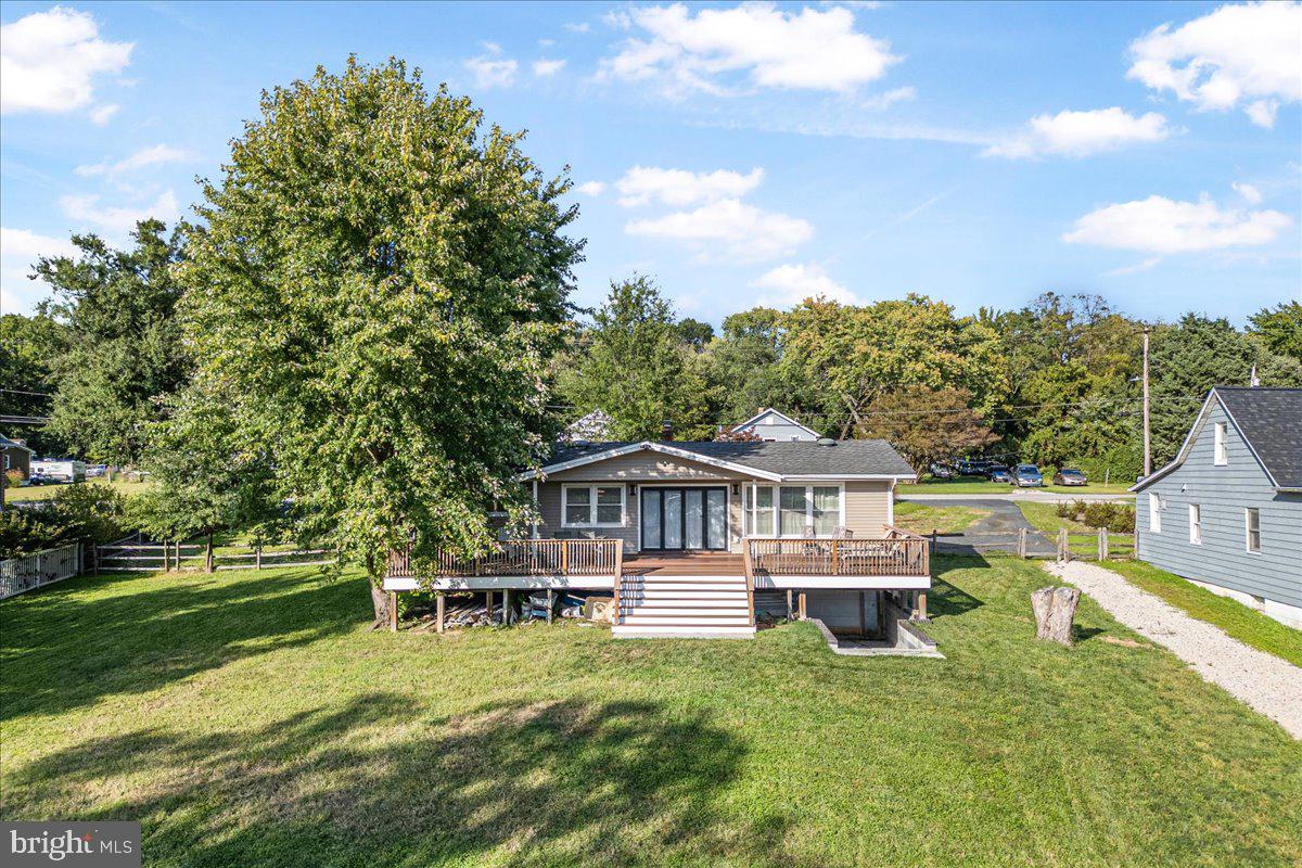 ROCKAWAY BEACH - Residential