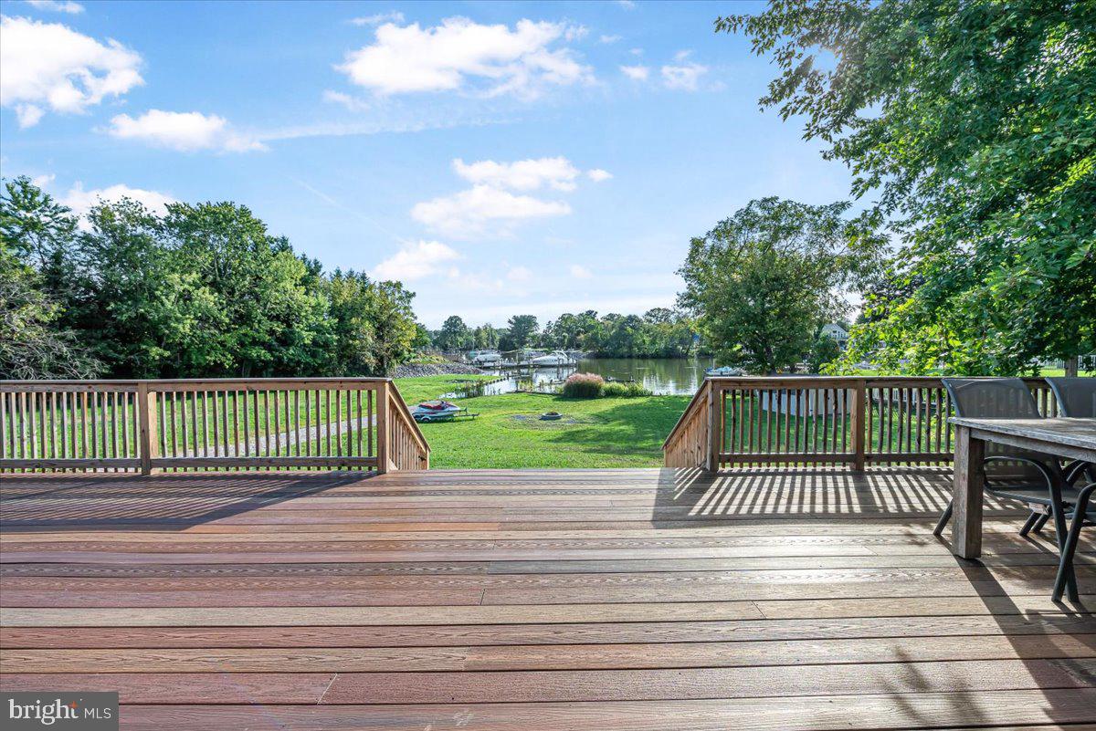 ROCKAWAY BEACH - Residential