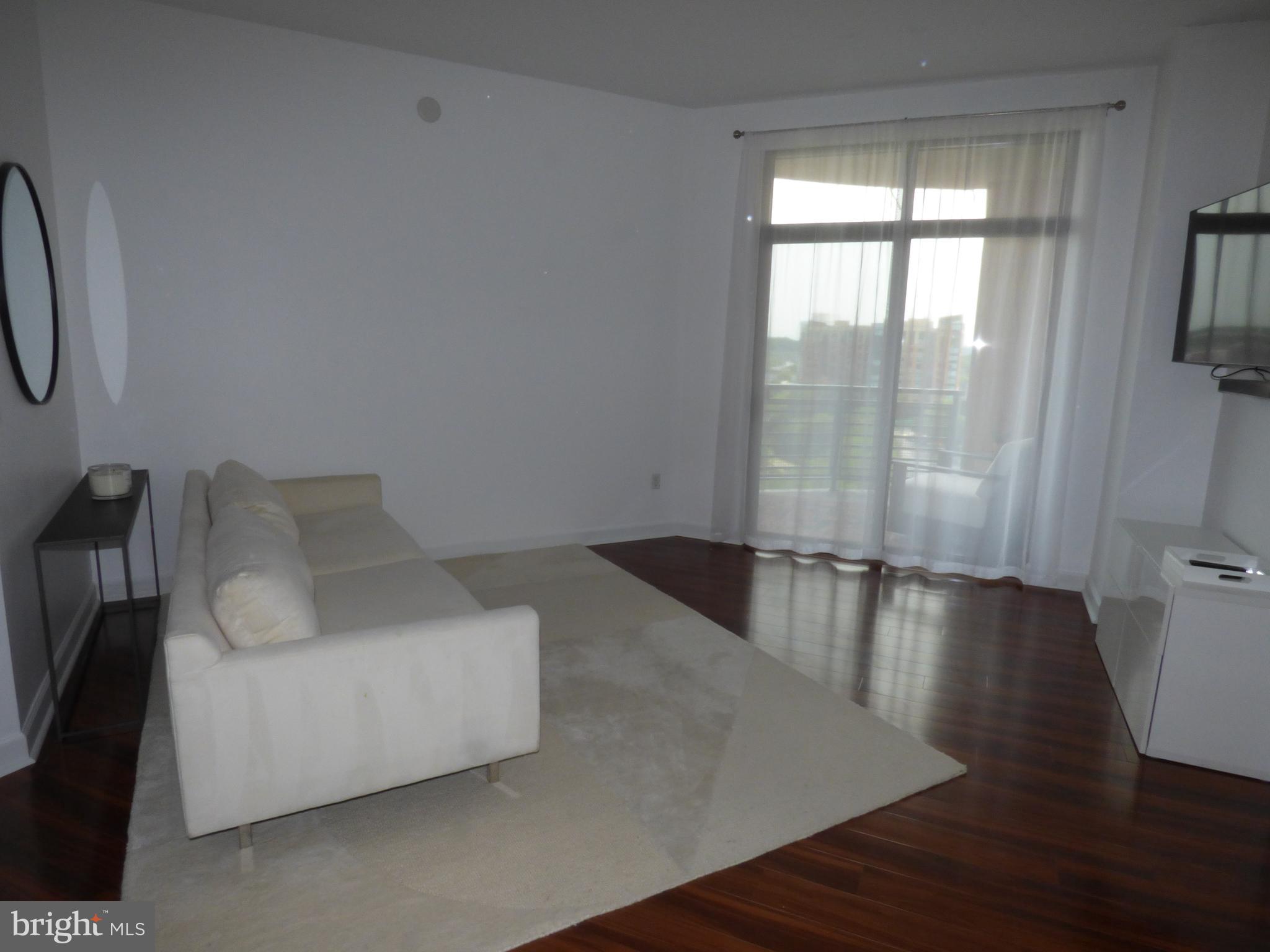 SHIRLINGTON VILLAGE - Residential