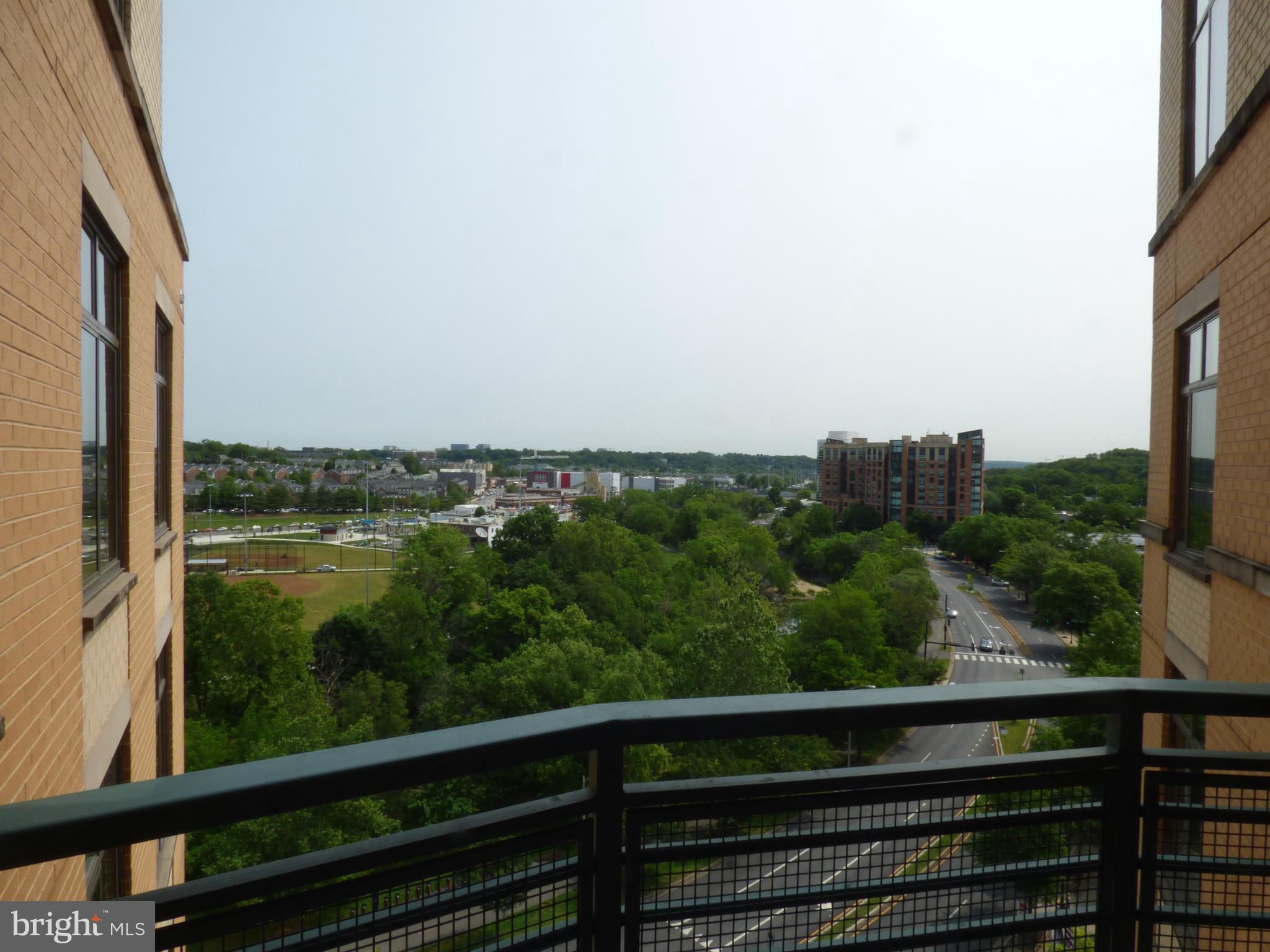 SHIRLINGTON VILLAGE - Residential