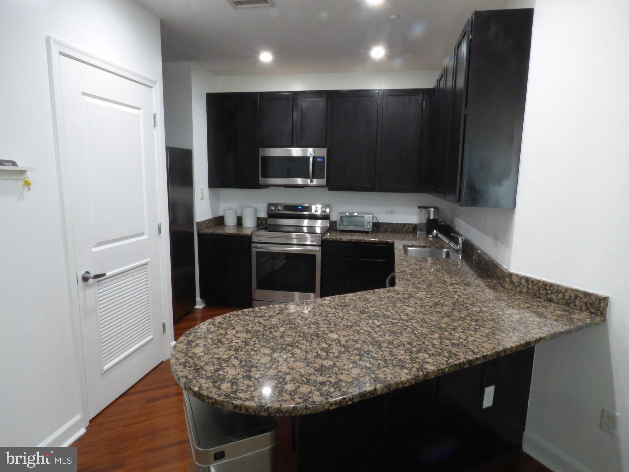 SHIRLINGTON VILLAGE - Residential