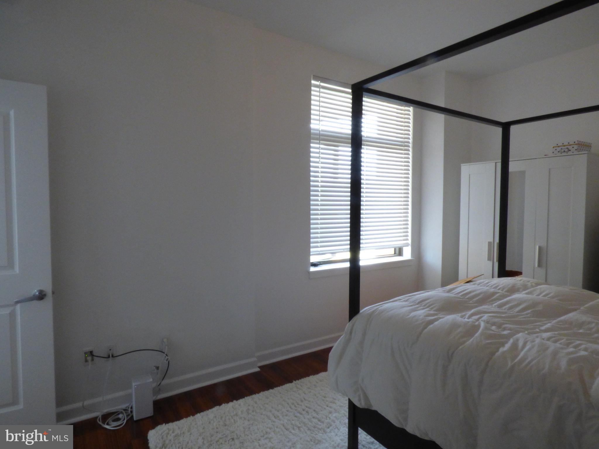 SHIRLINGTON VILLAGE - Residential