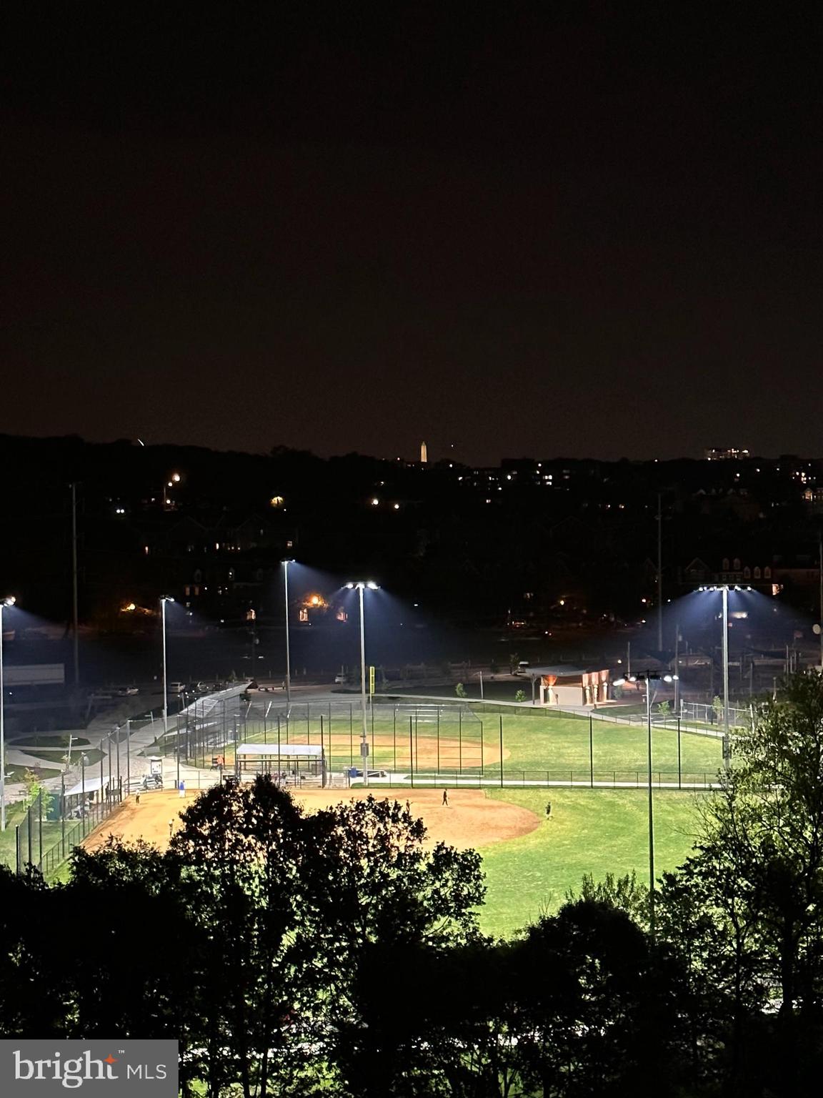 SHIRLINGTON VILLAGE - Residential