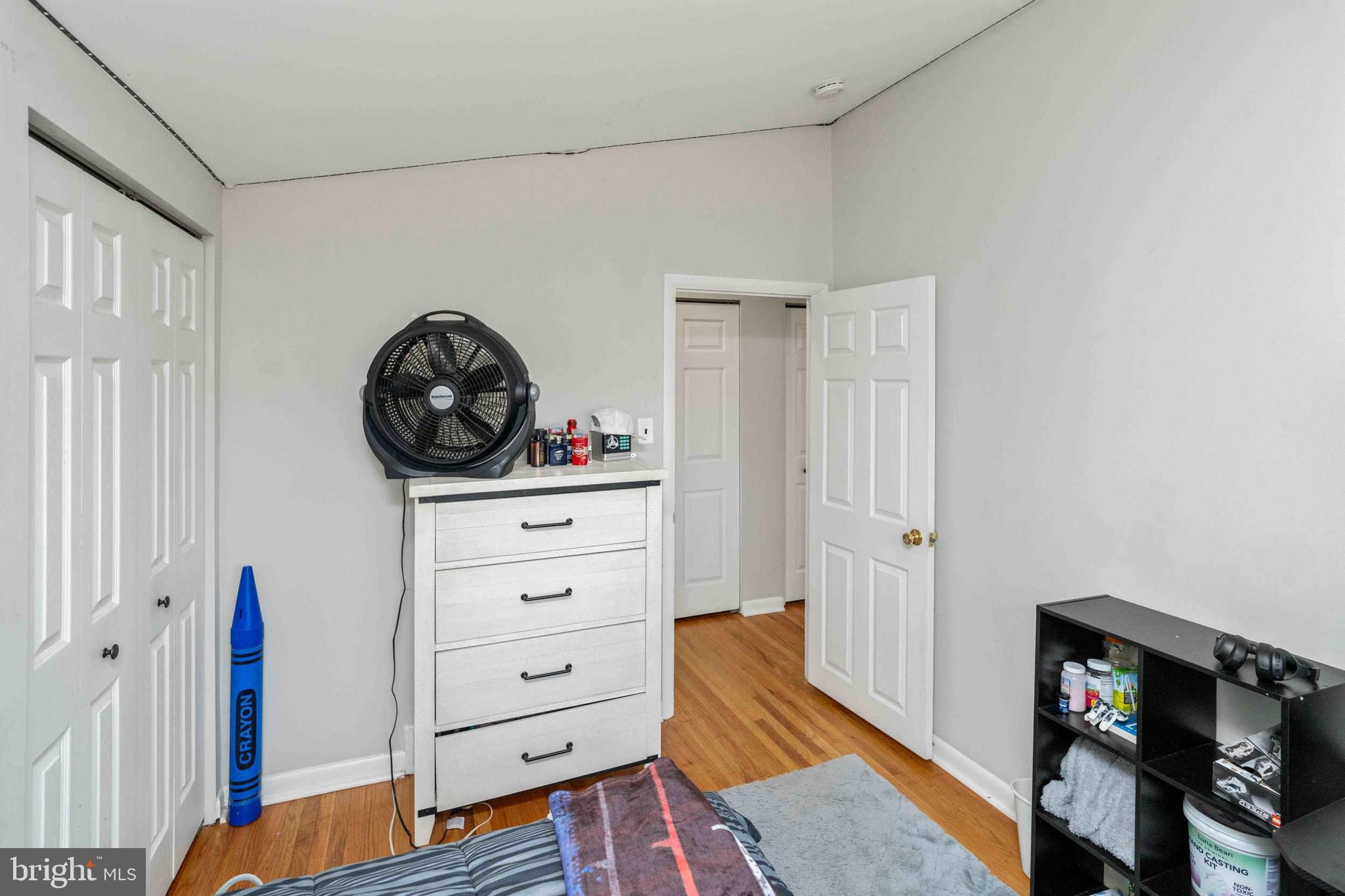 FLORA HILLS - Residential