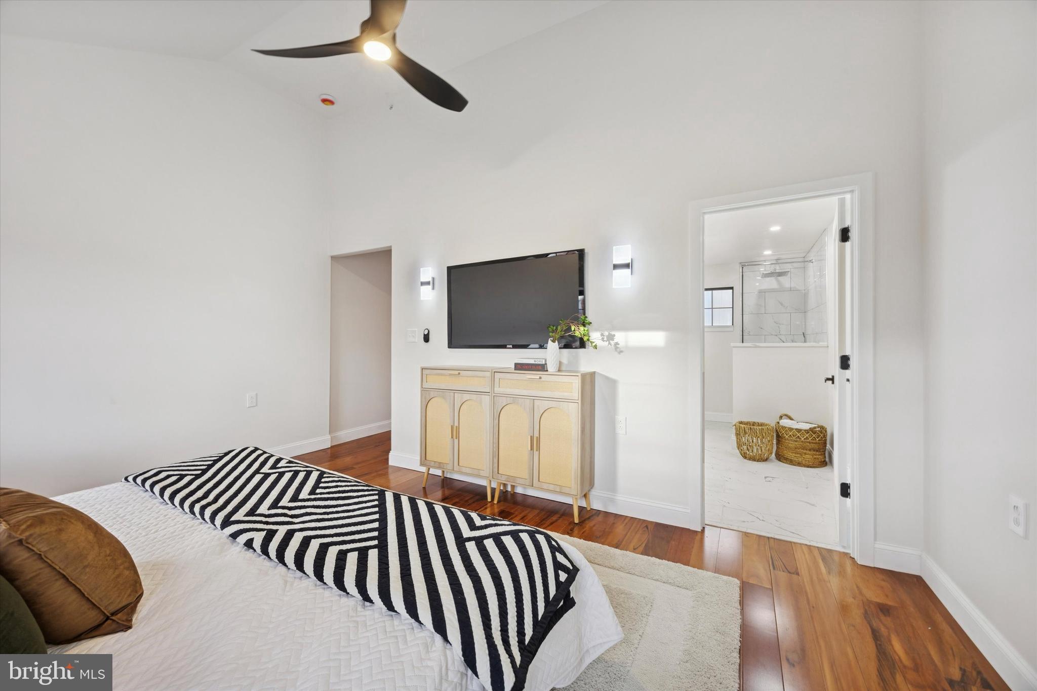 DICKINSON NARROWS - Residential