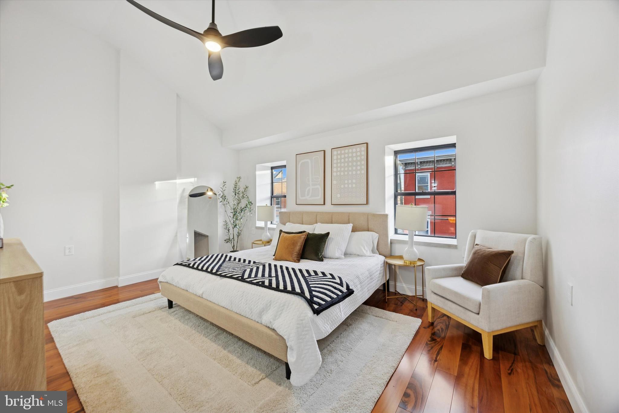 DICKINSON NARROWS - Residential