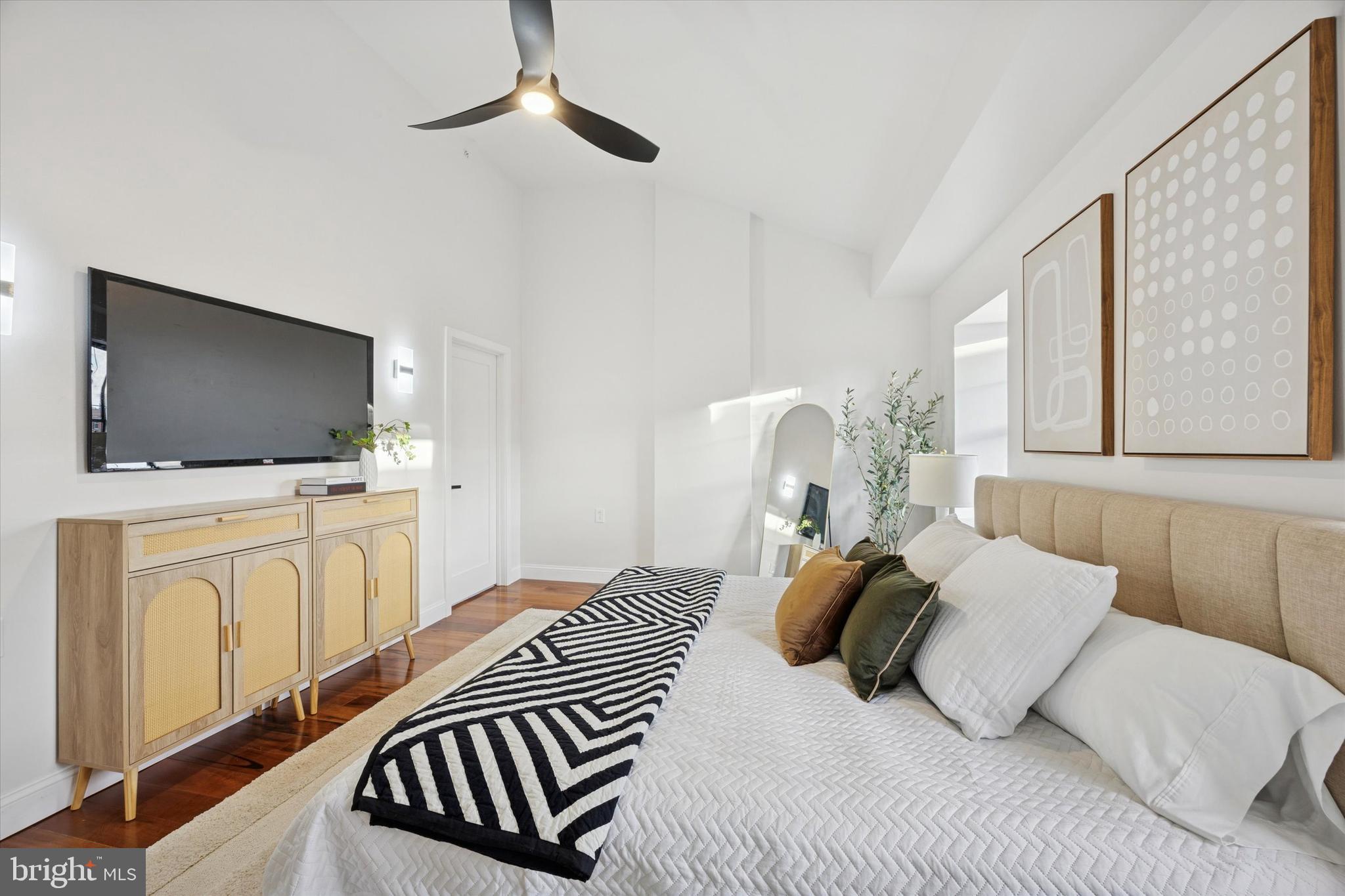 DICKINSON NARROWS - Residential