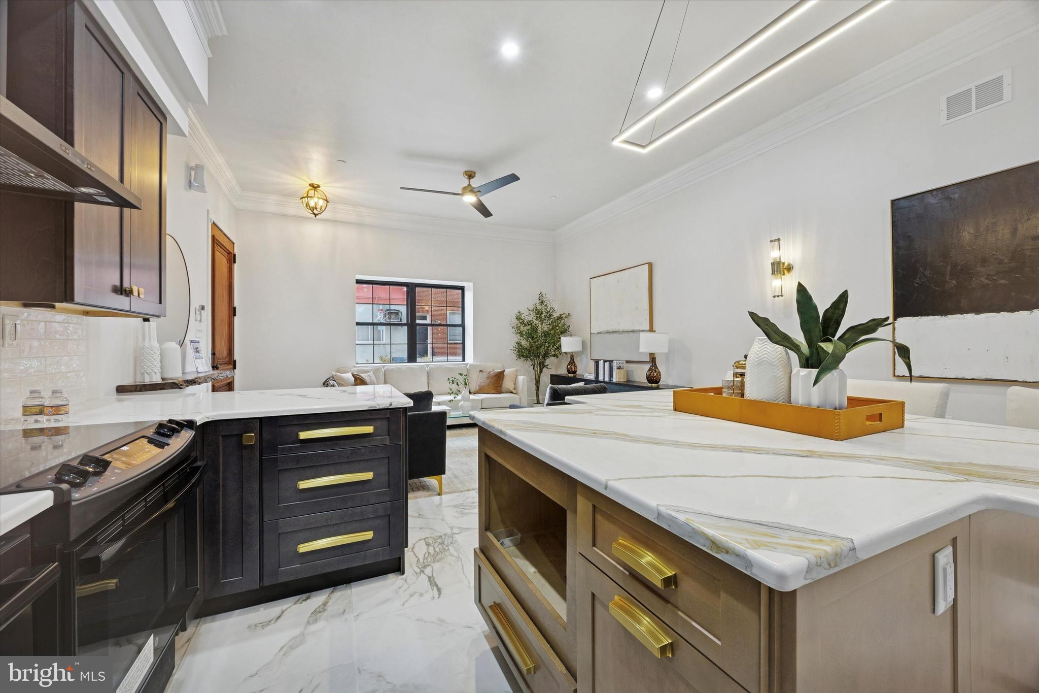 DICKINSON NARROWS - Residential