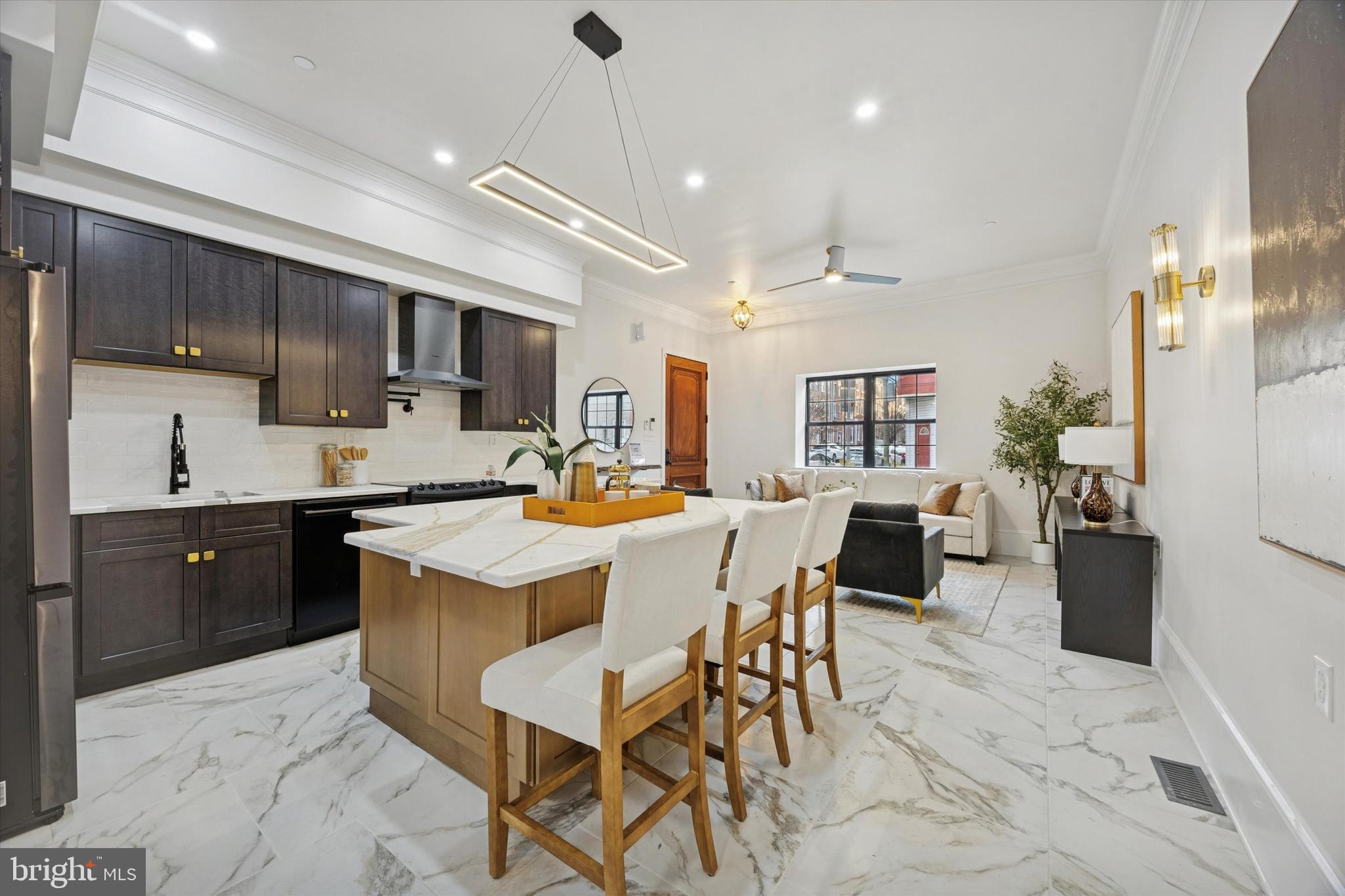 DICKINSON NARROWS - Residential