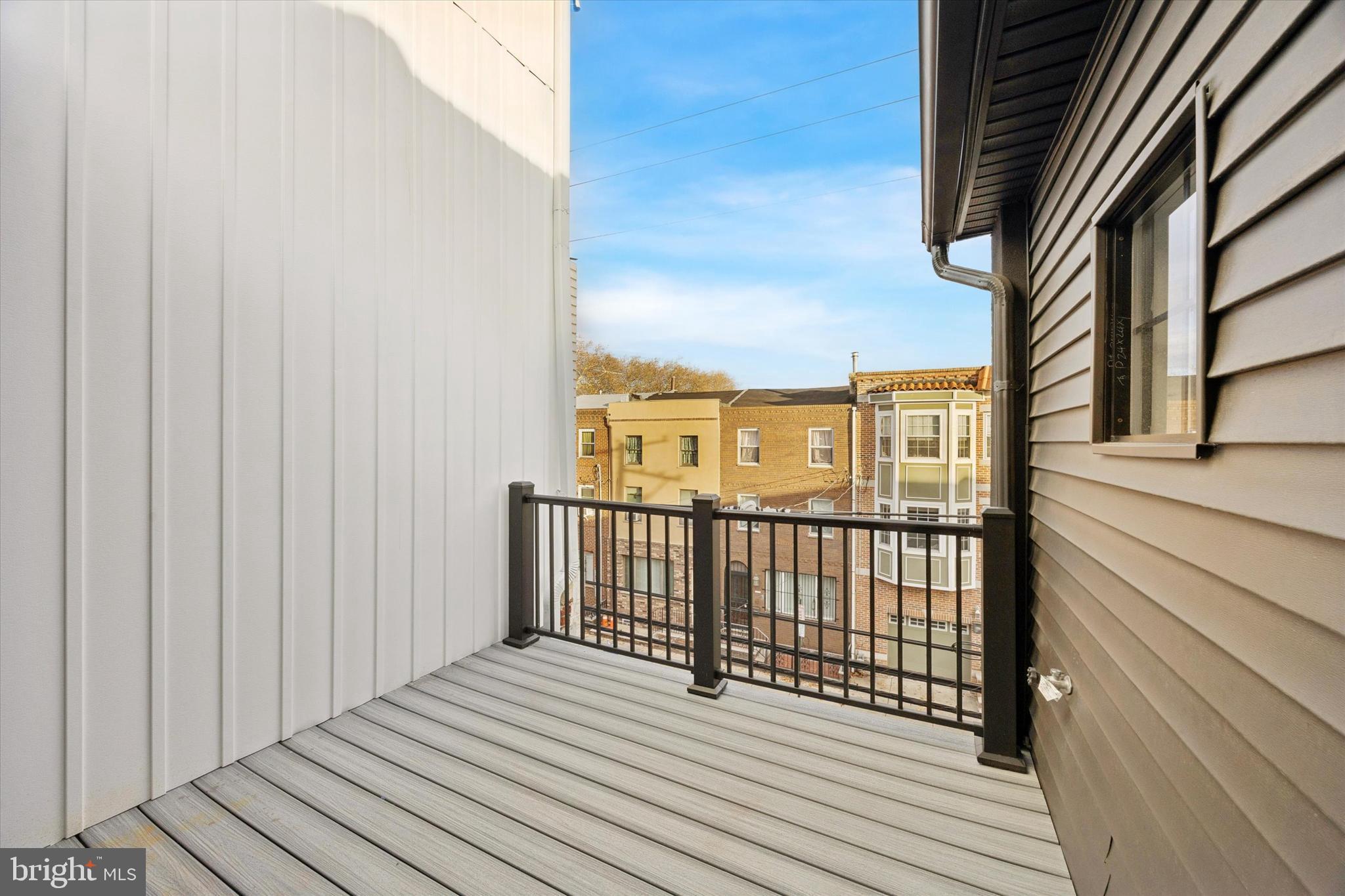 DICKINSON NARROWS - Residential