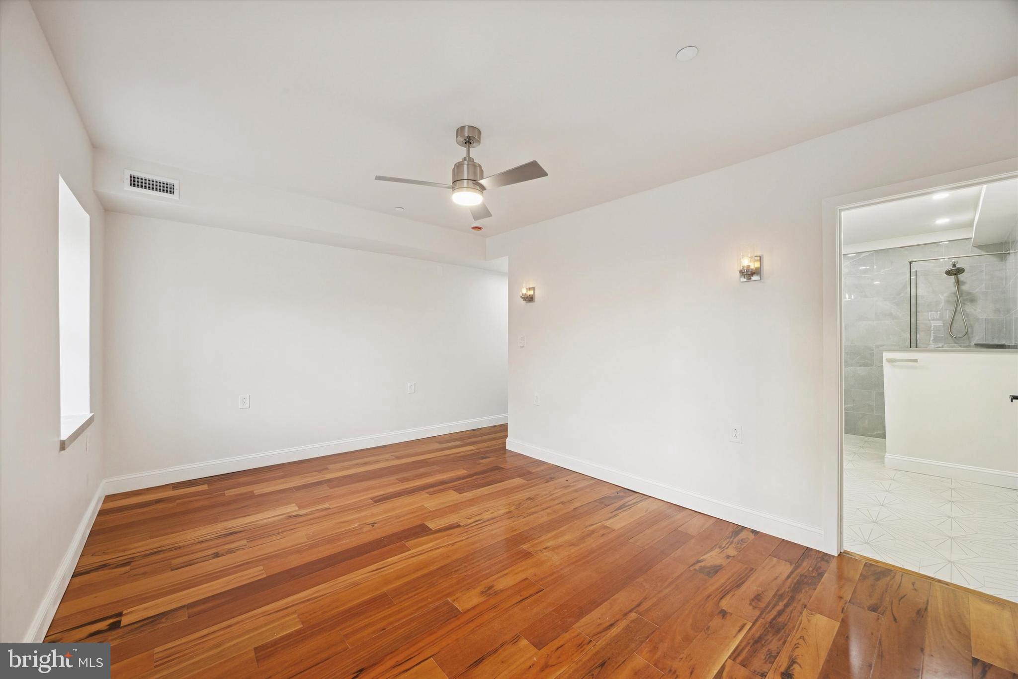 DICKINSON NARROWS - Residential