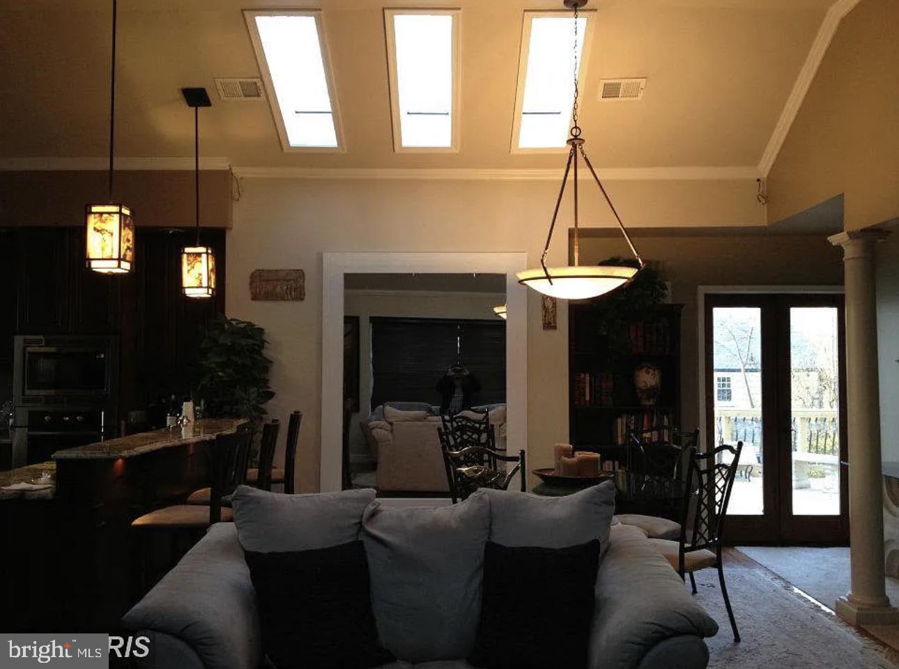 ROCK CREEK FOREST - Residential Lease