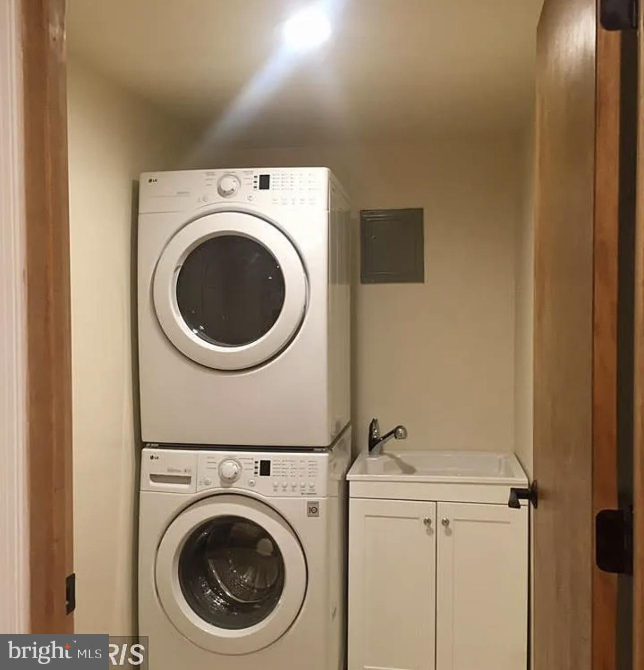 ROCK CREEK FOREST - Residential Lease