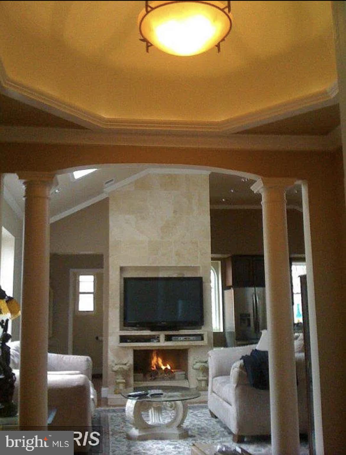 ROCK CREEK FOREST - Residential Lease