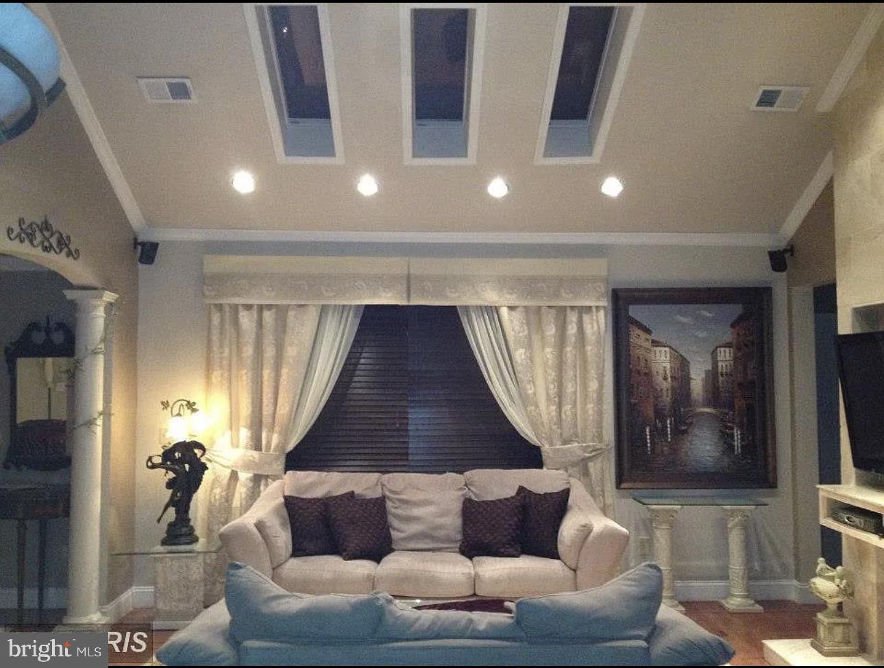 ROCK CREEK FOREST - Residential Lease