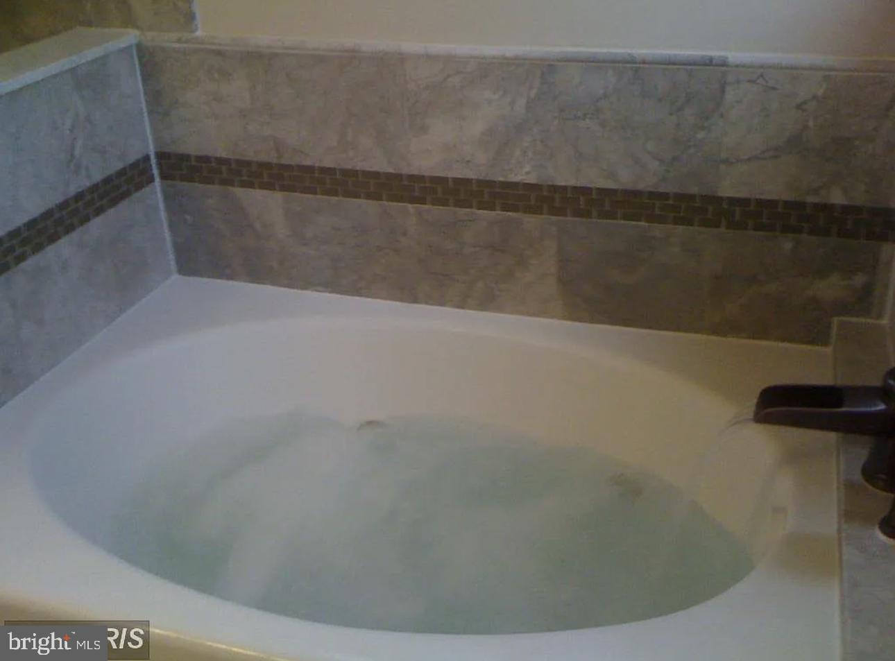 ROCK CREEK FOREST - Residential Lease