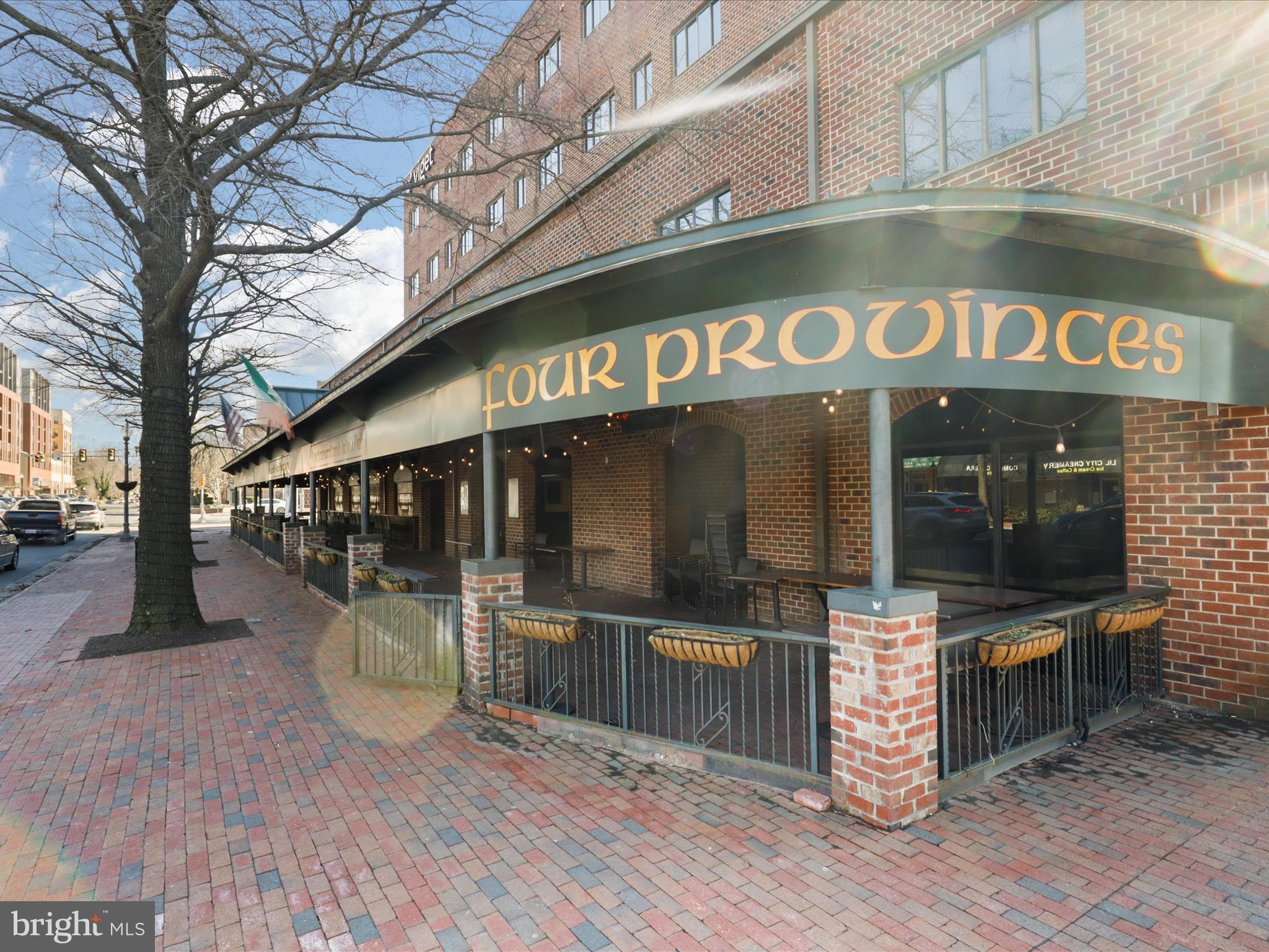 MASON TERRACE - Residential