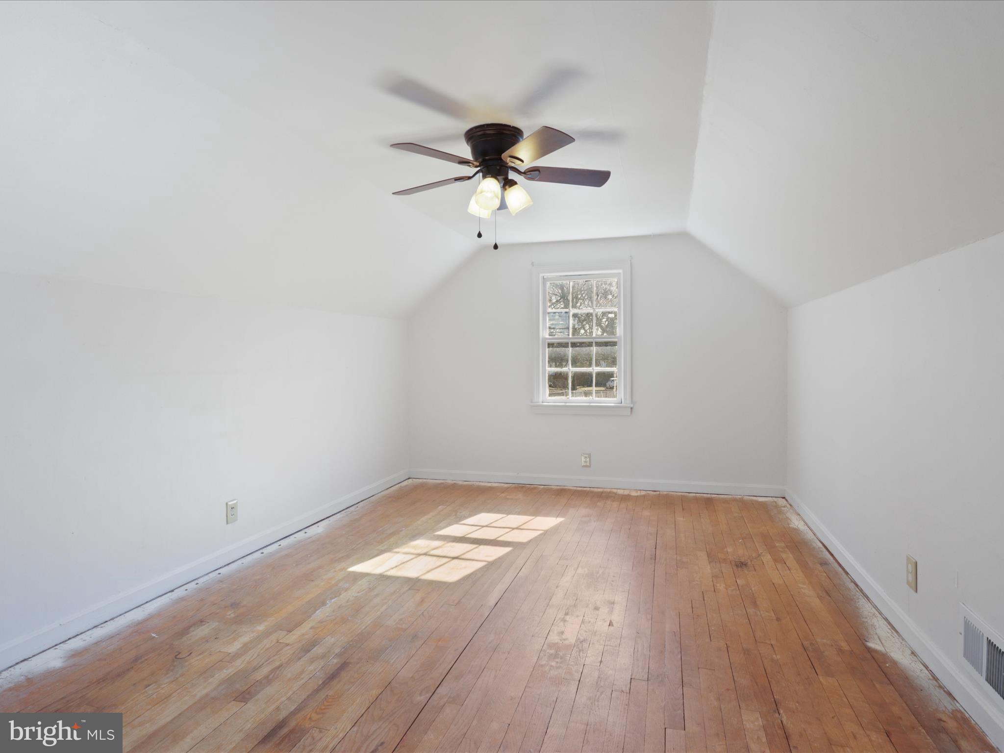 MASON TERRACE - Residential