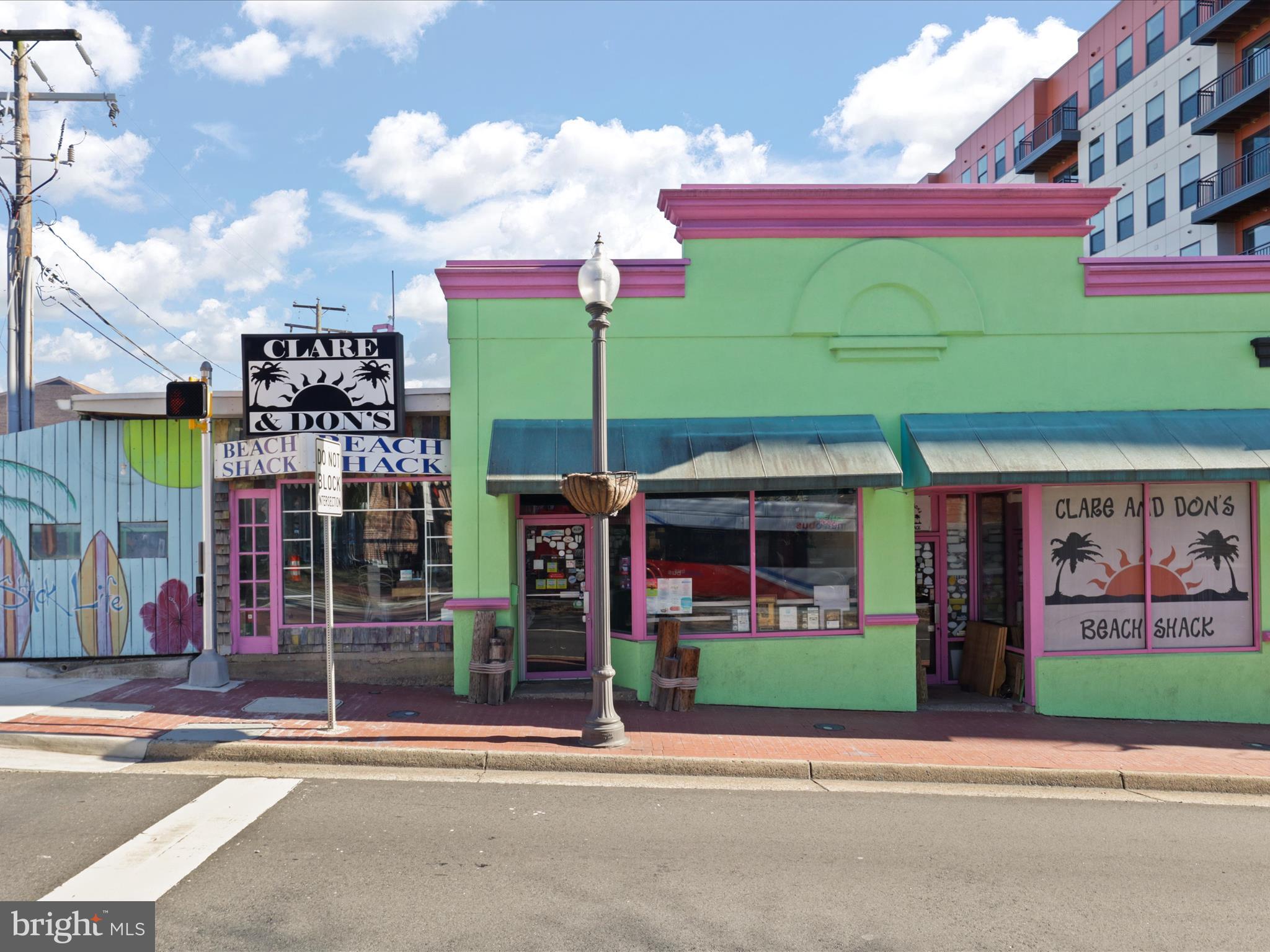 MASON TERRACE - Residential