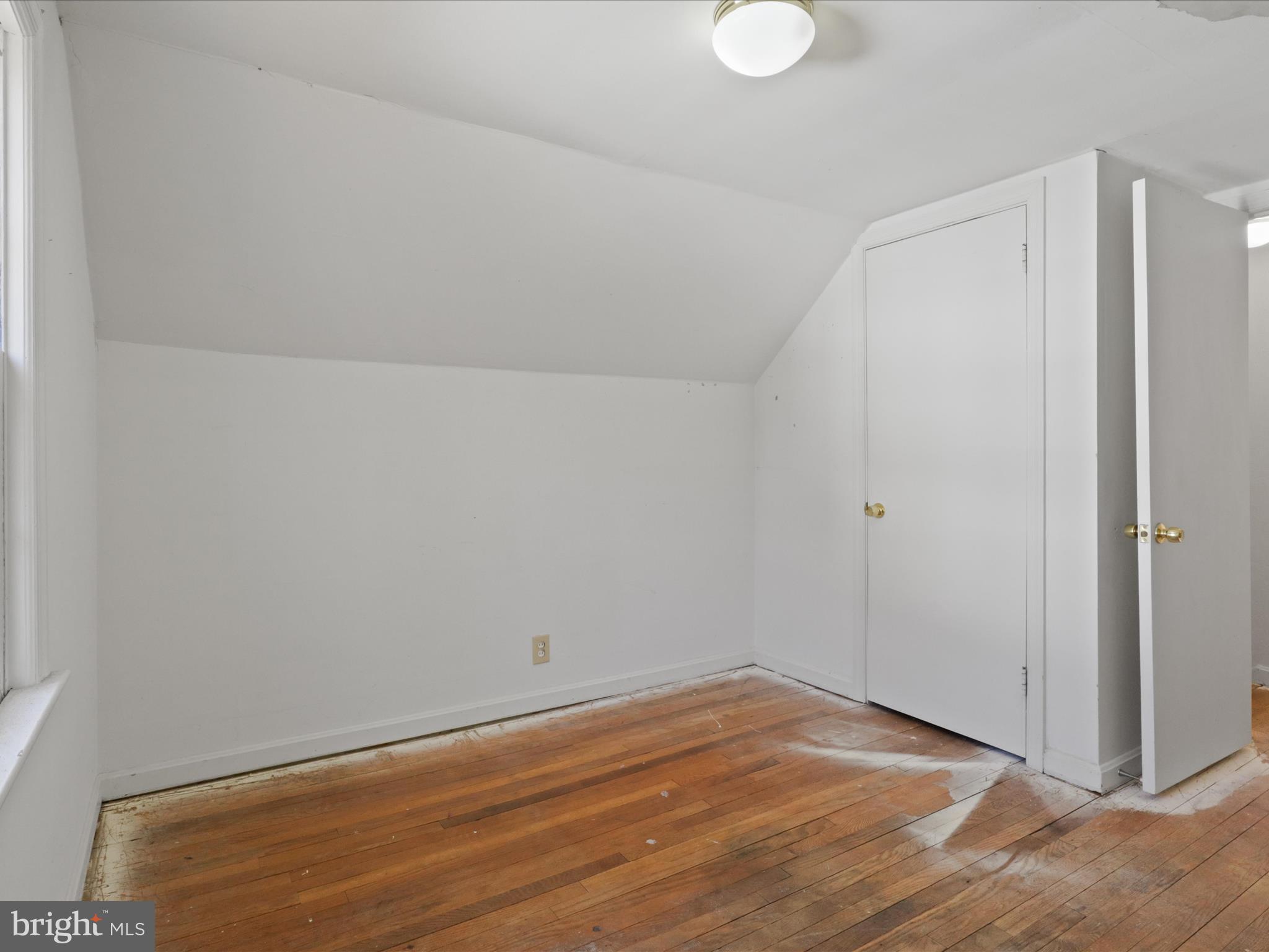 MASON TERRACE - Residential