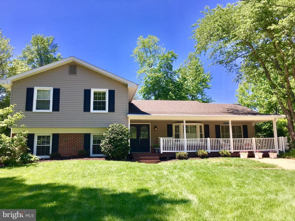 8806 Falkstone Lane, Alexandria, VA 22309