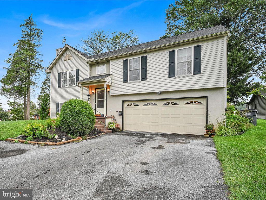 Photo of 307 S Church Street, Quarryville, PA 17566 (MLS # PALA2054974)