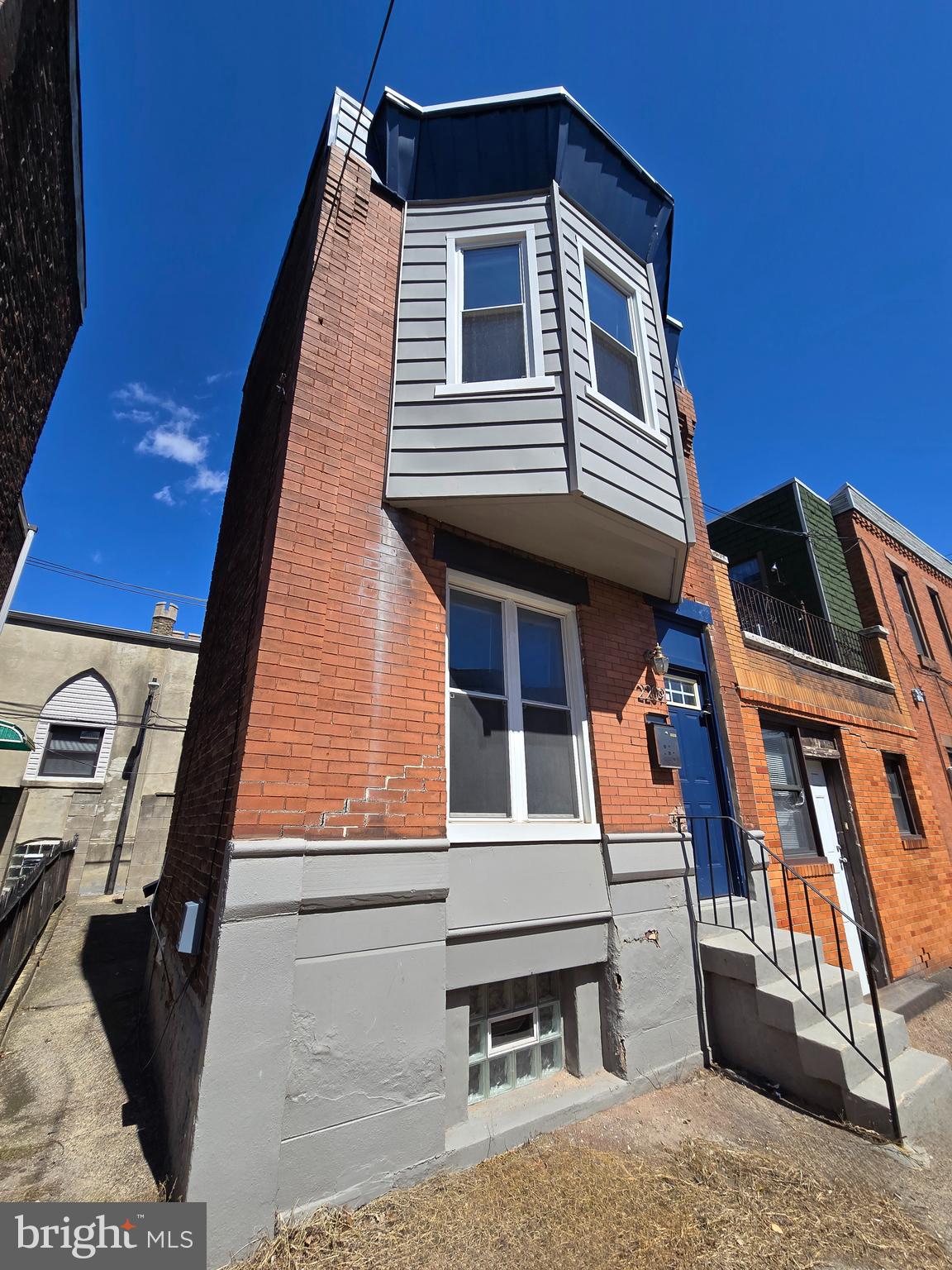 WEST PASSYUNK - Residential