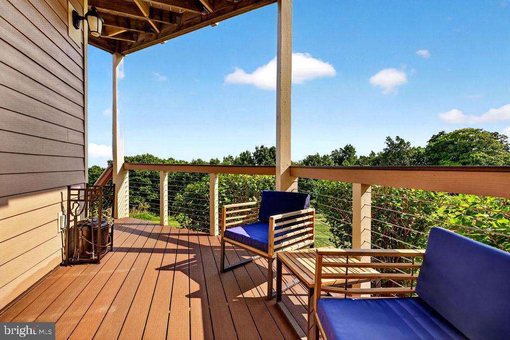 1822 HIGH RIDGE CT CONDOS COURT